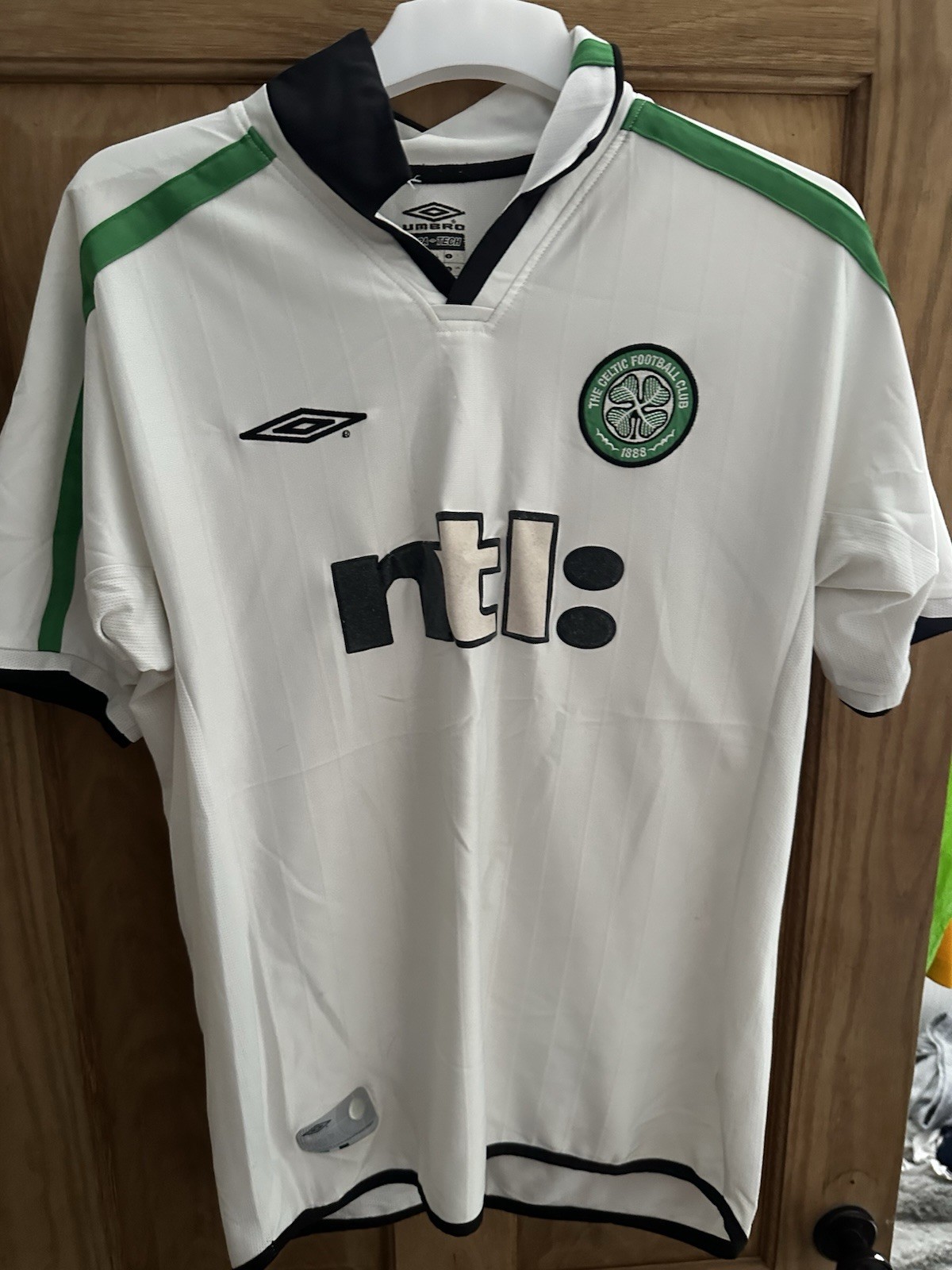 Official Celtic Football Shirt 2001/2 Away Men’s Size Large for sale on Ebay