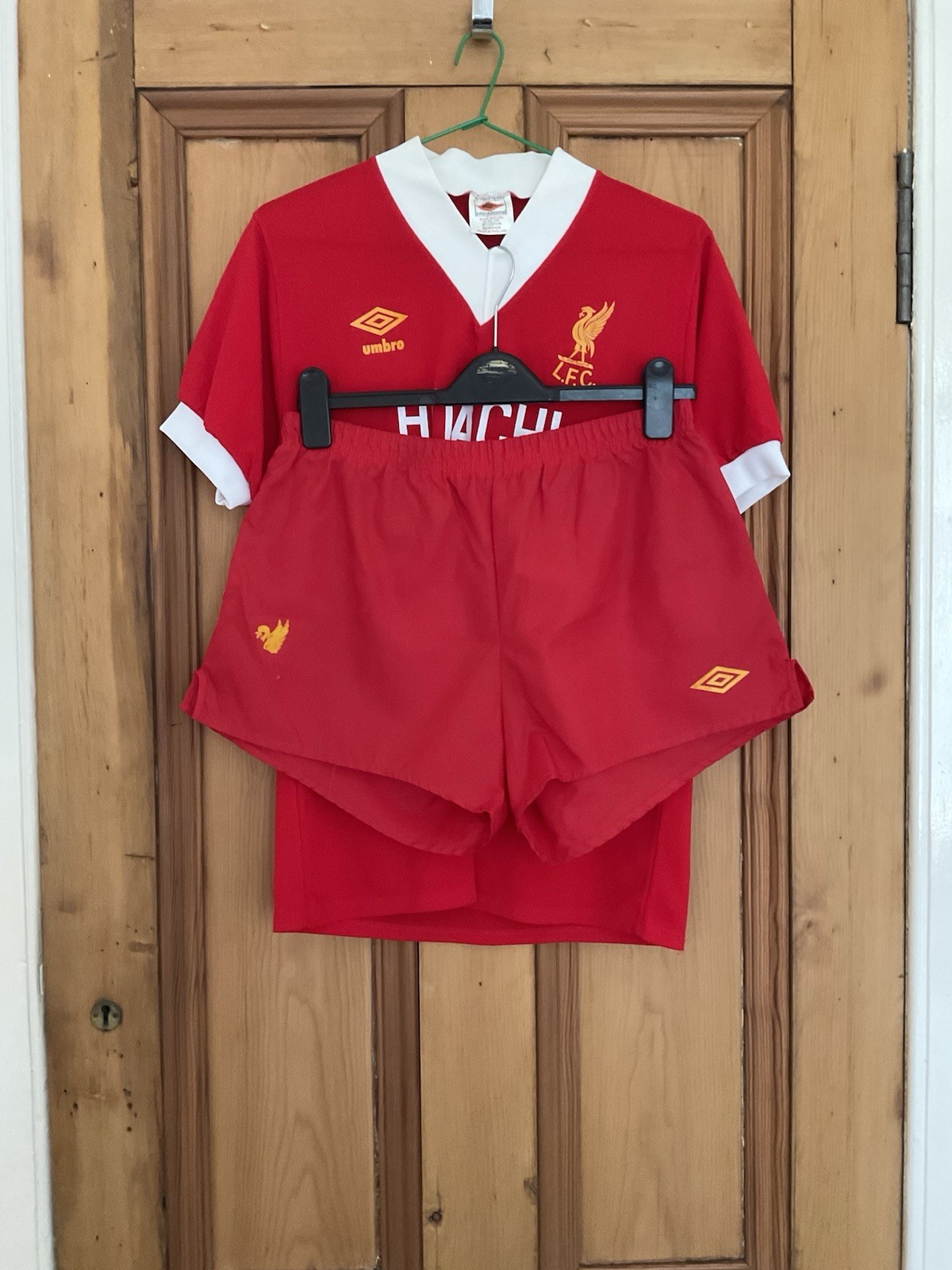 Vintage Liverpool L.F.C. Umbro Red Hitachi Shirt M & Matching Red Shorts W32