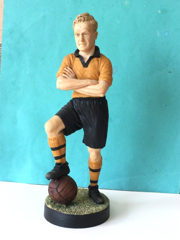 ENDURANCE ART of SPORT - BILLY WRIGHT : WOLVES. 175mm FOOTBALL FIGURE for sale on Ebay