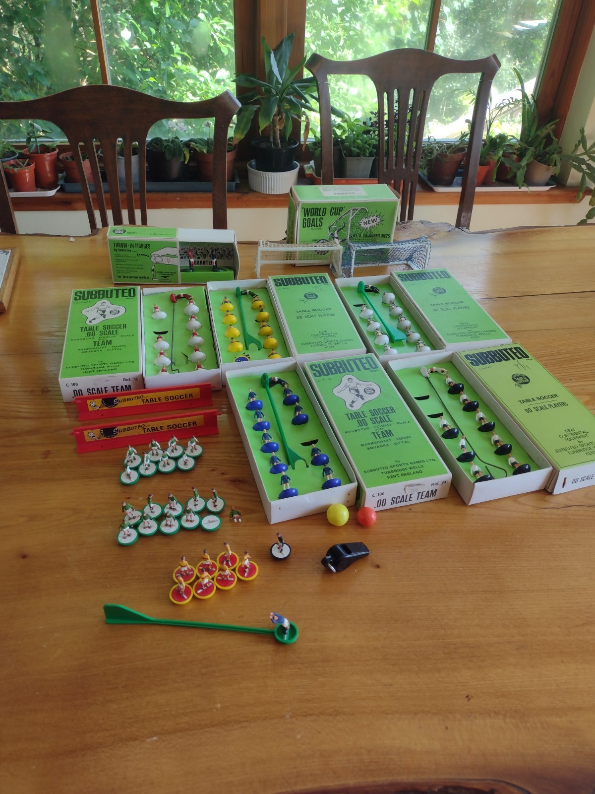 Subbuteo boxed 00 scale teams &throw figures goals  plus extras for sale on Ebay