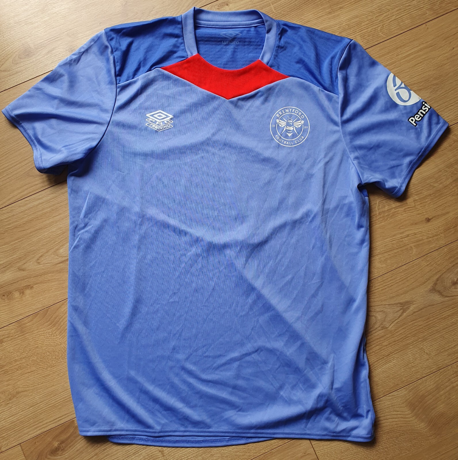 Brentford Football Club Short Sleeved Training Jersey Used - Size L for sale on Ebay