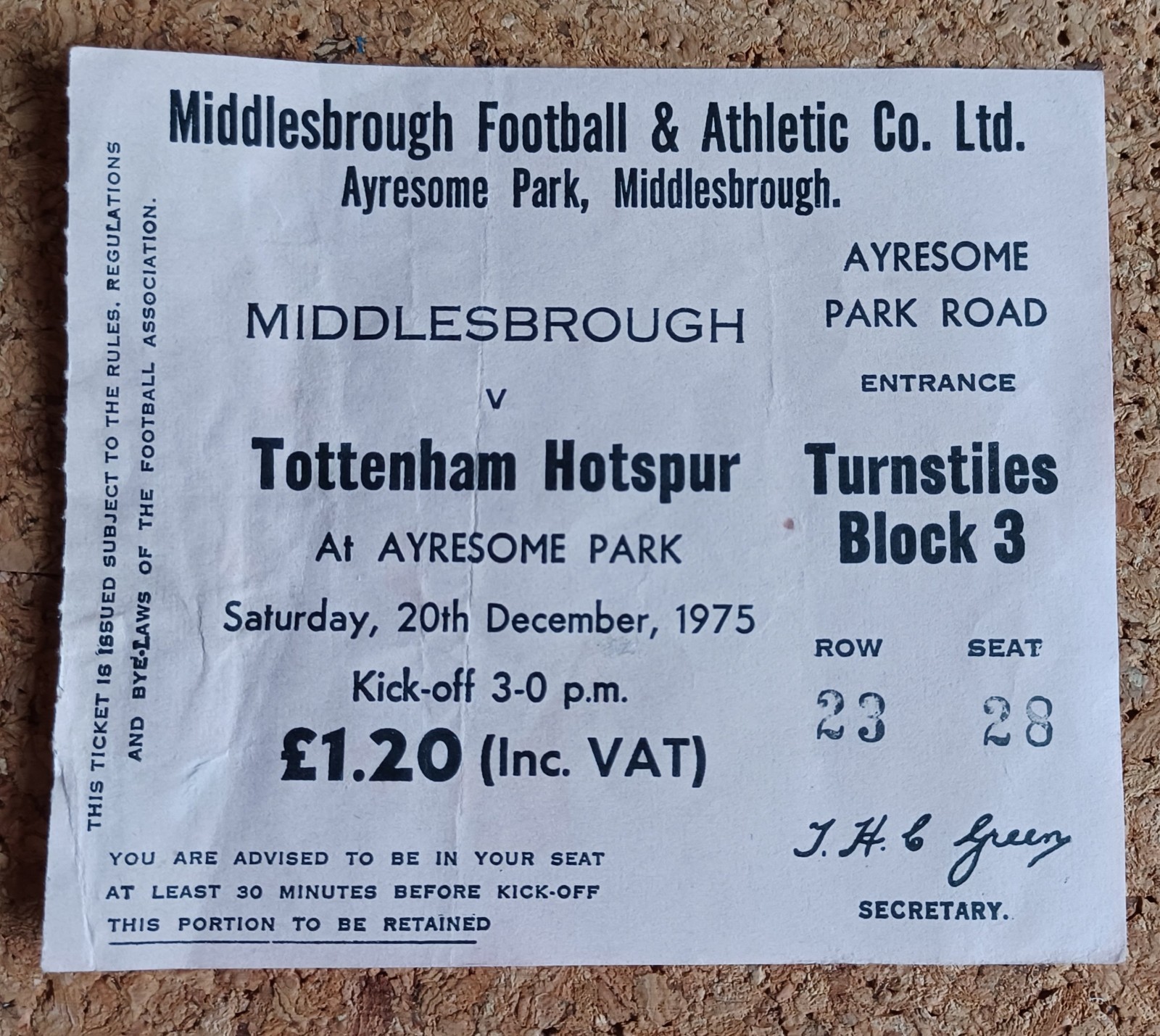 1975/76  MIDDLESBROUGH v TOTTENHAM HOTSPUR  LEAGUE DIVISION 1  20/12/1975 for sale on Ebay