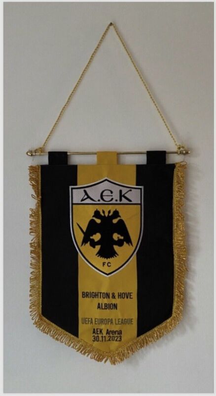 Brighton & Hove Albion v AEK Athens UEFA Europa League 2023 Match Pennant σήμα. for sale on Ebay