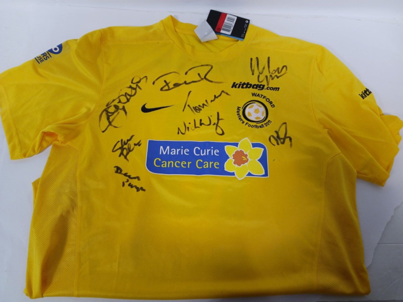 Watford Football Club Signed Nike Top Footballer Signatures 2011 C61 P369 for sale on Ebay