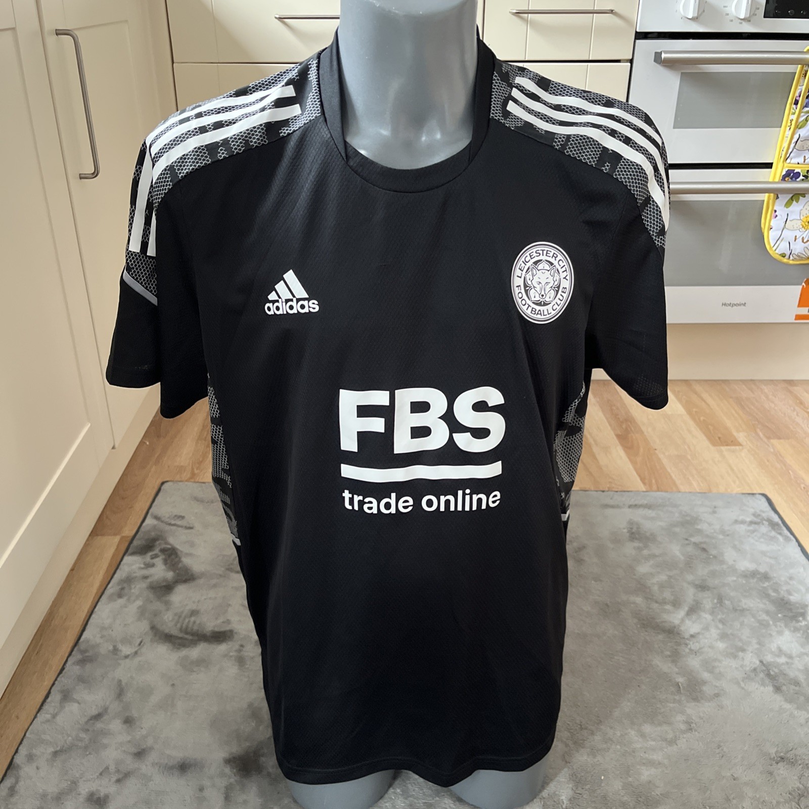 LEICESTER CITY.  ADIDAS-FBS-TRADE ONLINE.  2021  SHIRT.  XL v good condition   for sale on Ebay