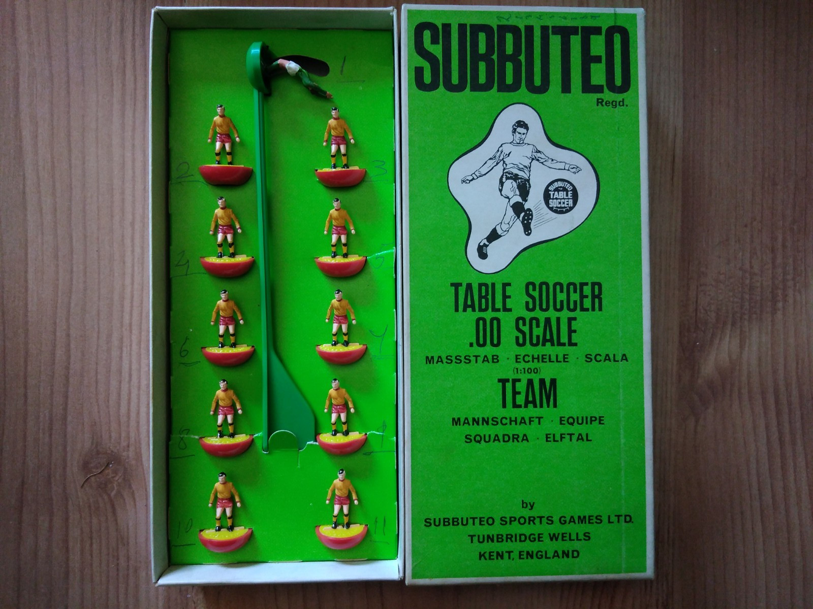 Subbuteo - Partick Thistle - Ref 181 for sale on Ebay