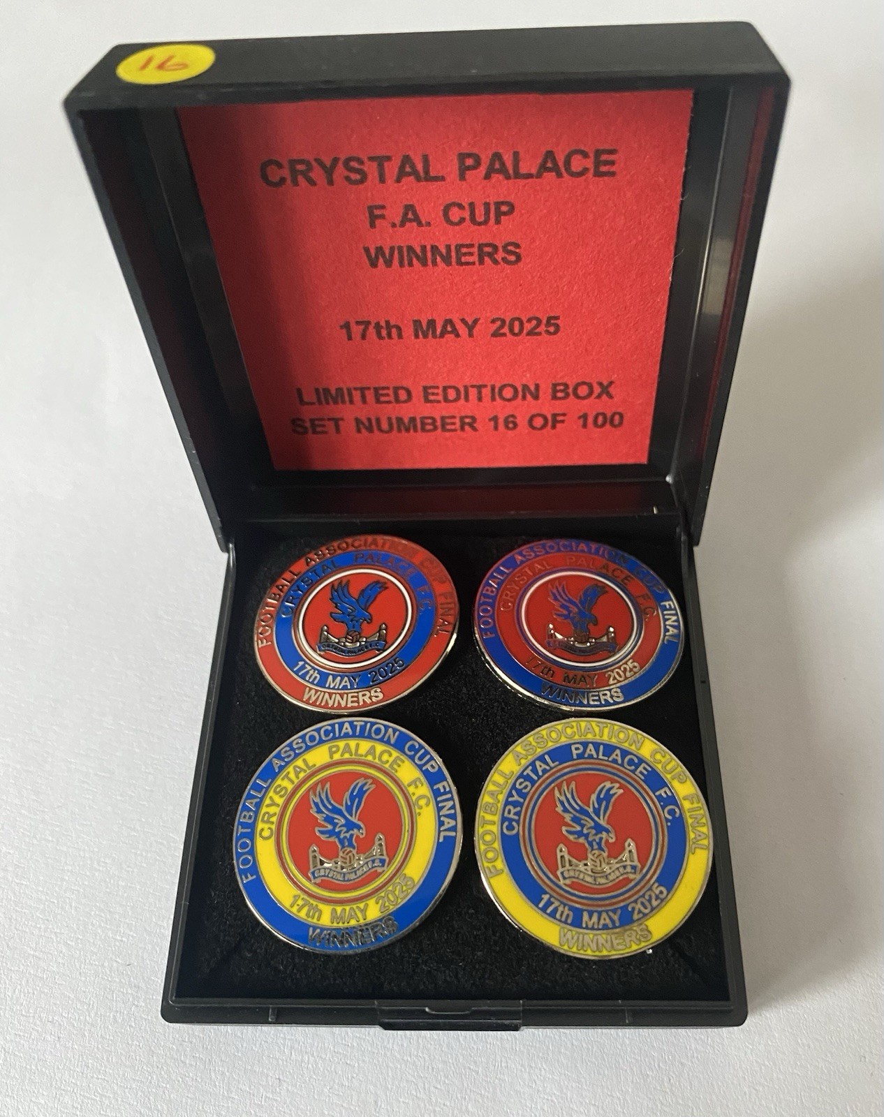 CRYSTAL PALACE Football Club FC Badge Enamel FA CUP FINAL WINNERS LTD/E Box Set for sale on Ebay