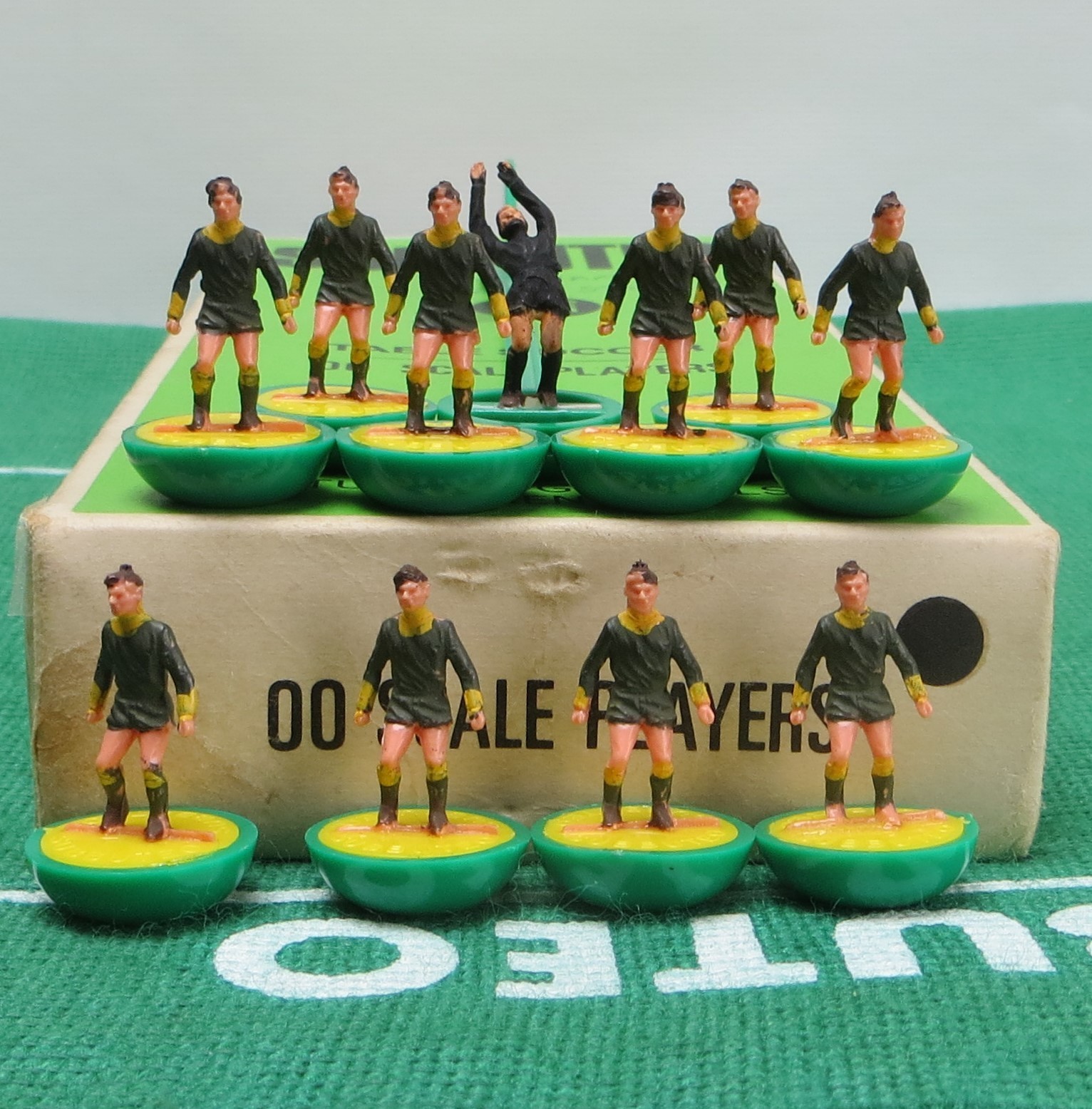 SUBBUTEO HW TEAM REF 62 AUSTRALIA, IN ORIGINAL SUBBUTEO BOX. for sale on Ebay