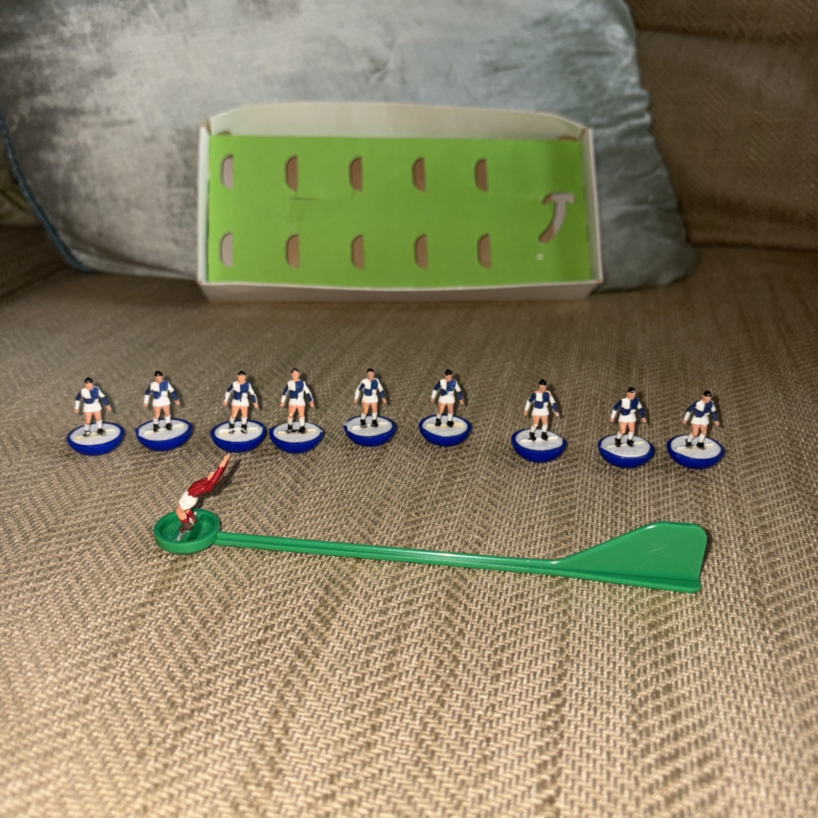 subbuteo heavyweight team 1970s  Bristol Rovers. 10 players  for sale on Ebay