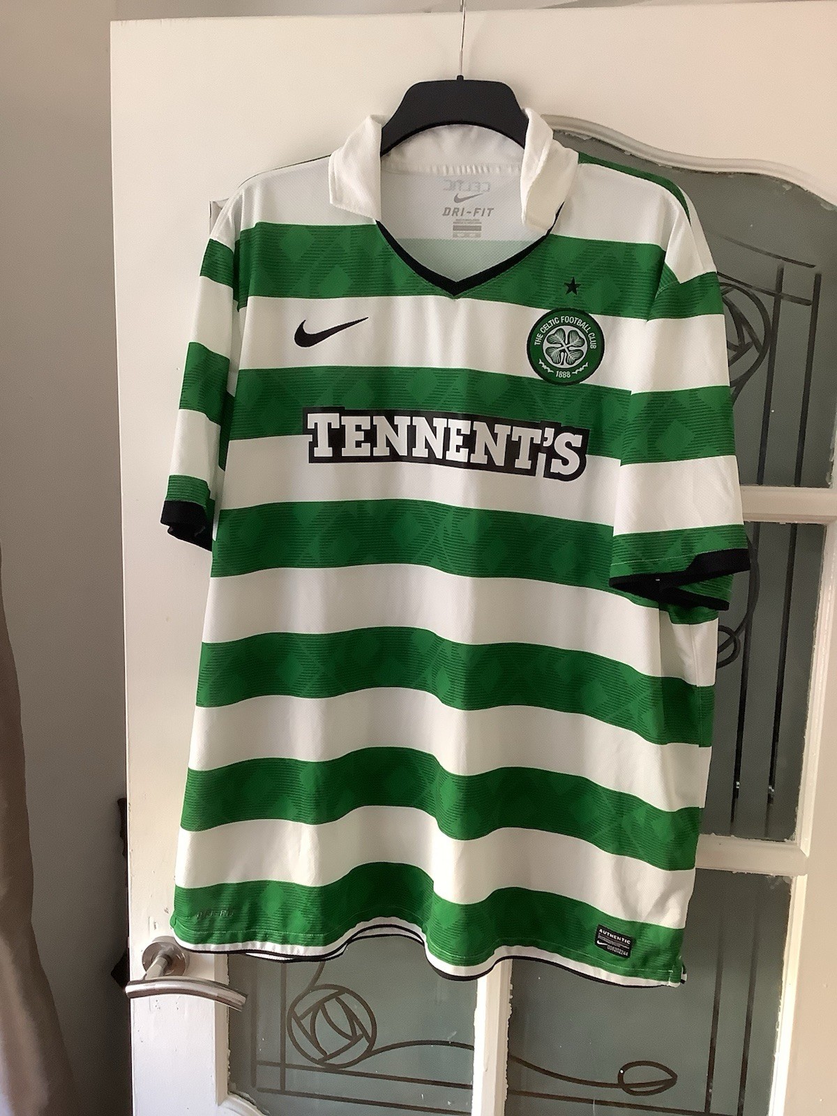 Celtic Strip Men’s Women’s Shirt Shorts Set T Shirt Nike Dri Fit for sale on Ebay