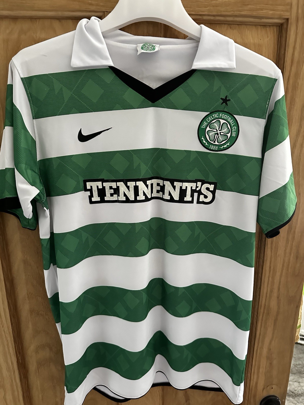 Official Celtic Football Shirt 2010/12 Men’s Size Large for sale on Ebay