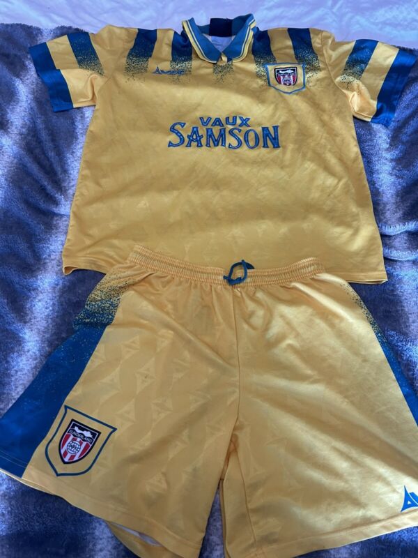 Retro Sunderland Football Shirt And Shorts Medium for sale on Ebay