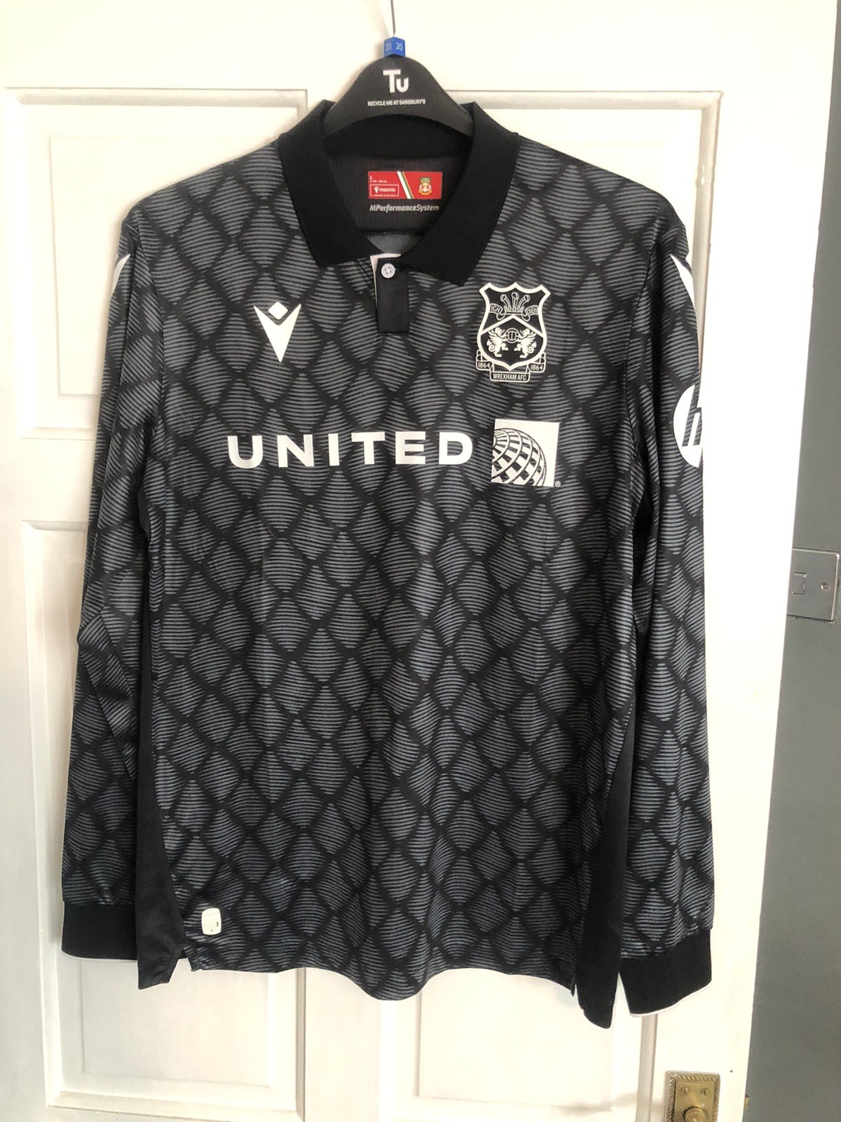 Official Wrexham 2024/25 Macron Black Away Long Sleeve Shirt. Size Large for sale on Ebay
