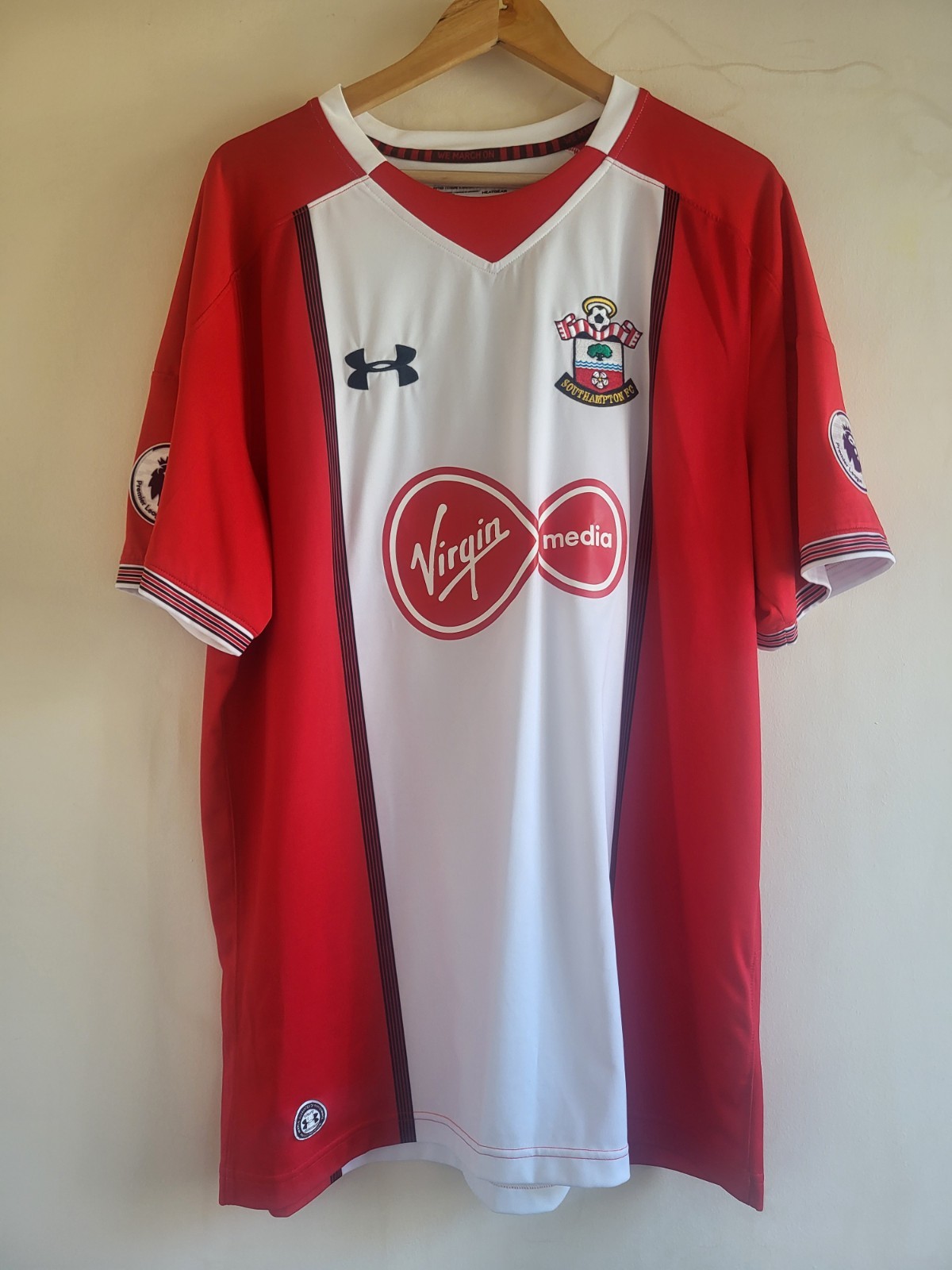 SOUTHAMPTON FC Official shirt Austin 10 - Size 2XL for sale on Ebay