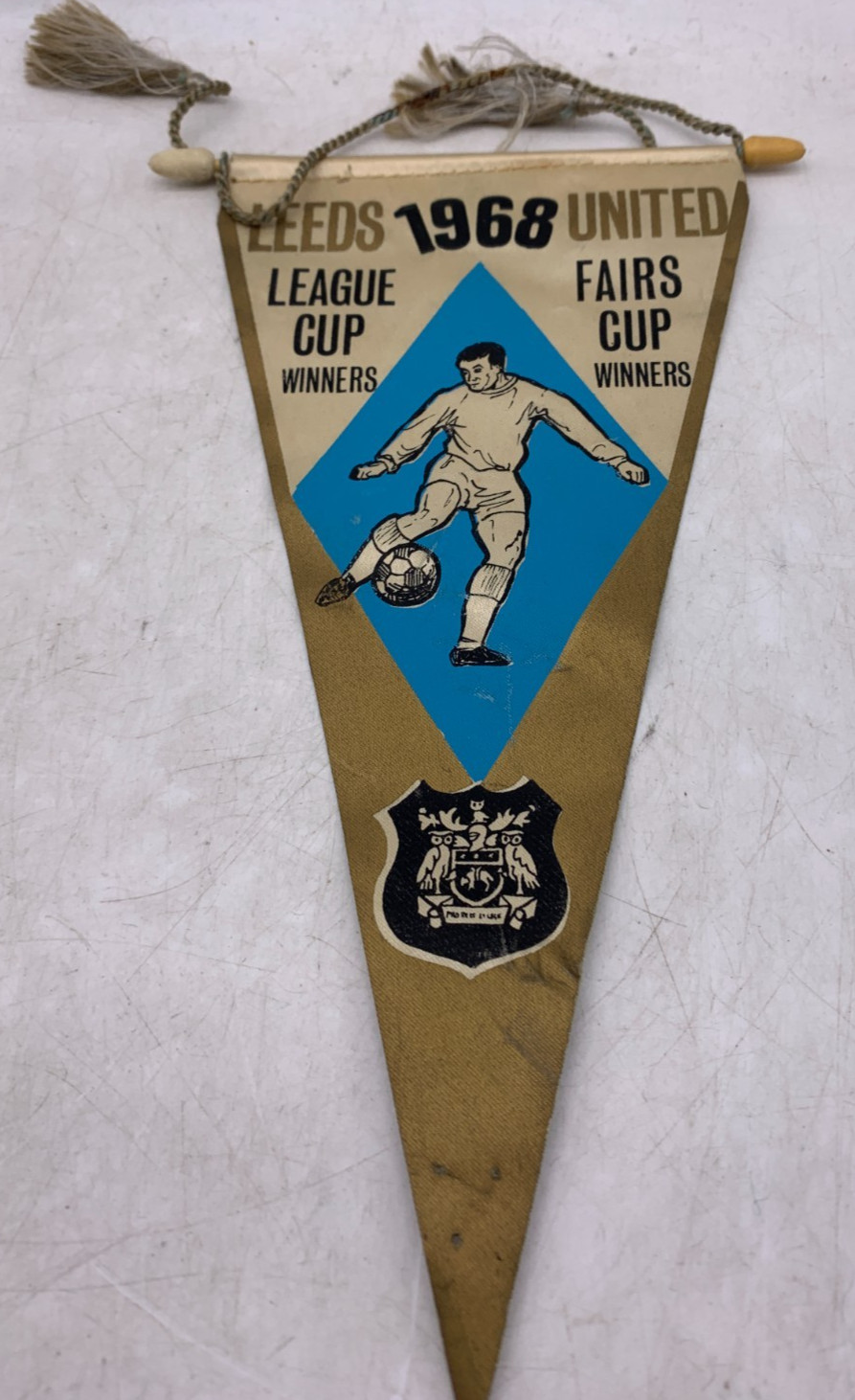 VINTAGE Football Pennant Leeds United FC 1968 10