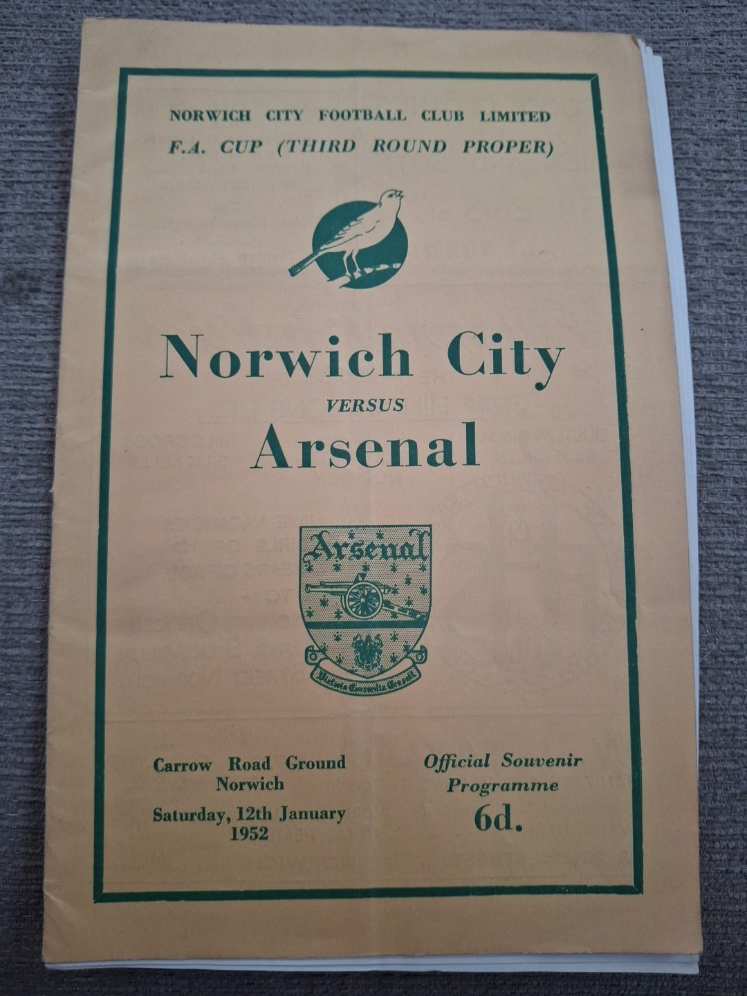 Norwich City v Arsenal programme.  12/1/1952  Including match report for sale on Ebay
