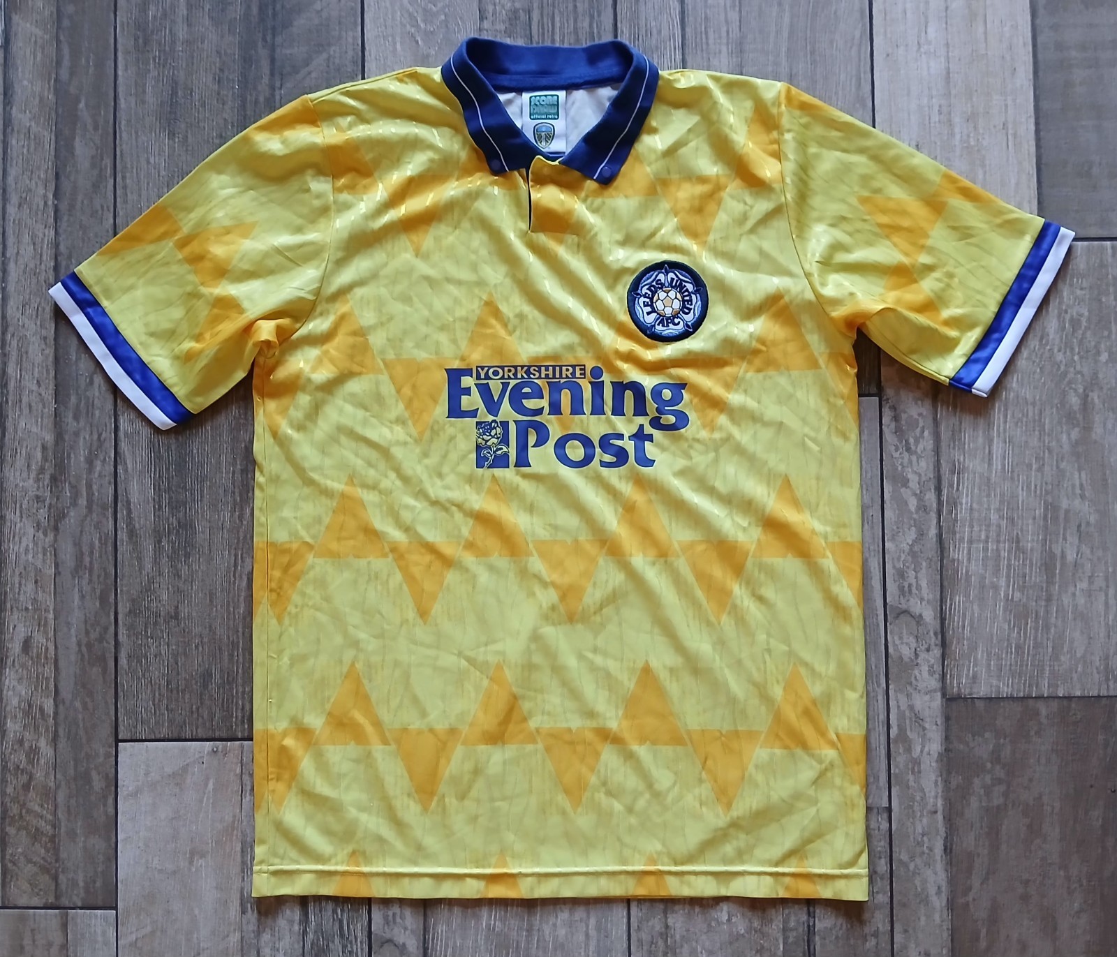 Men's Score Draw Leeds United Retro Yellow Away Shirt - Size Large - Slim for sale on Ebay