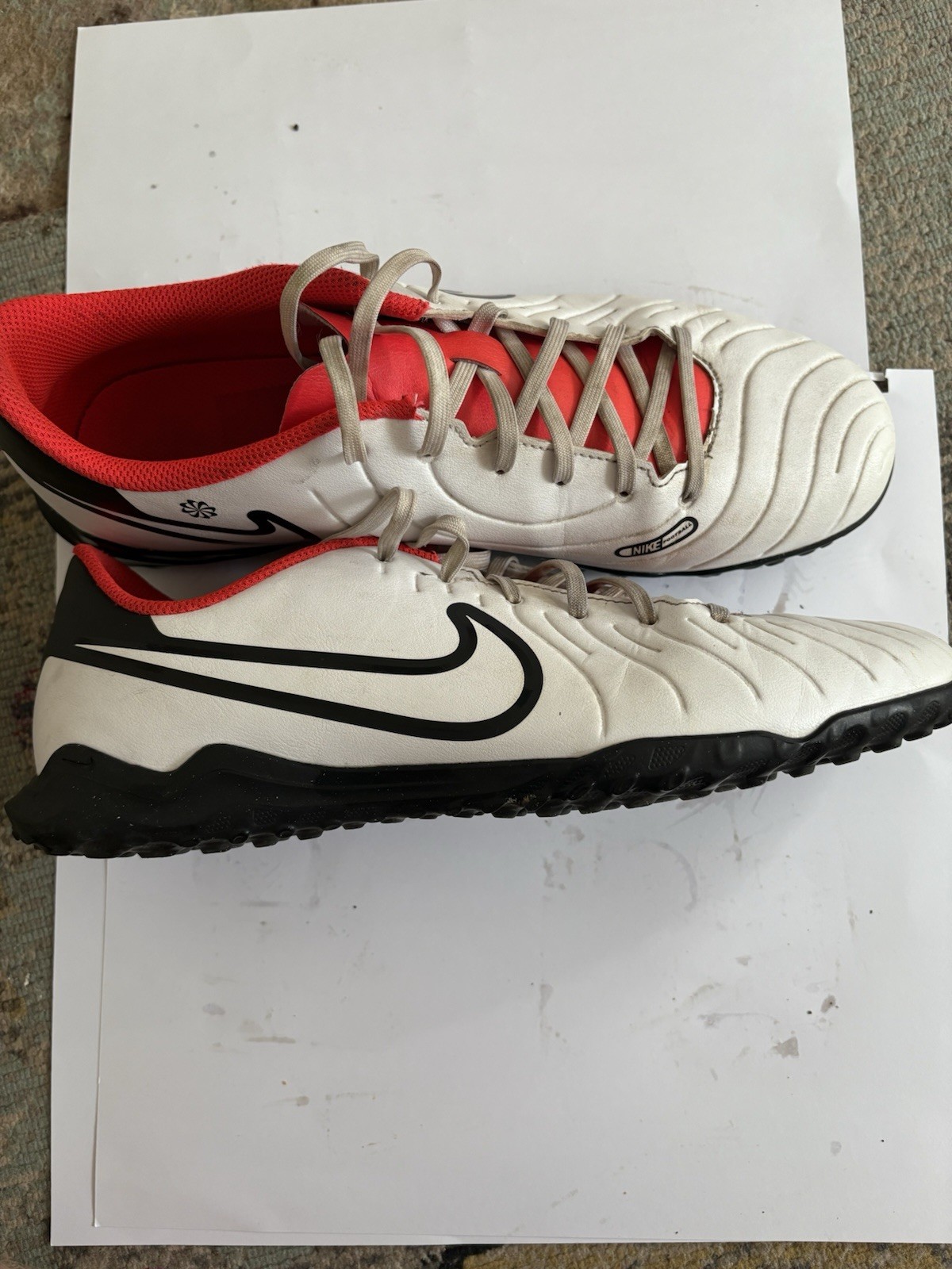 Nike Tempo Legend Astro Football Boots Uk Size 9.5 White for sale on Ebay