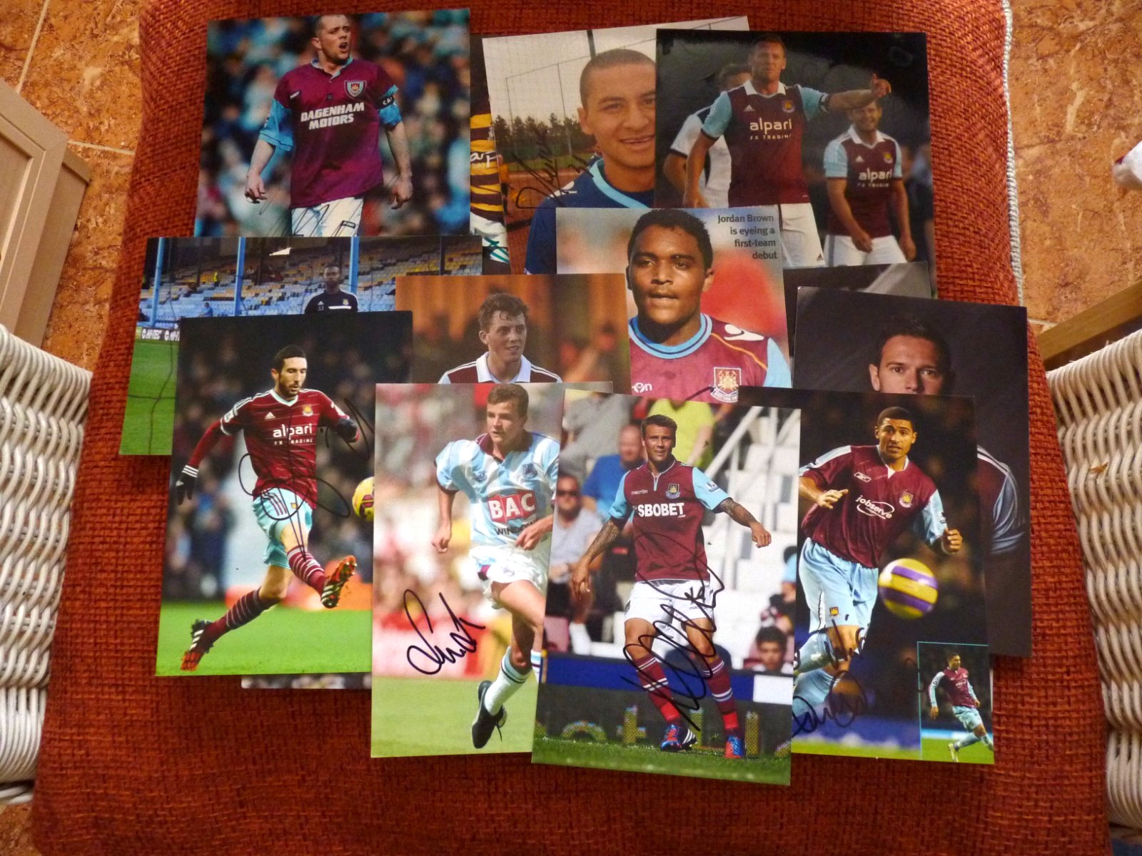 16 WEST HAM SIGNED PHOTOS 6