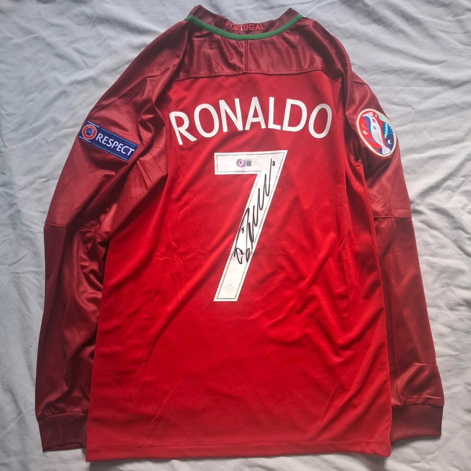 Cristiano Ronaldo Signed Portugal Beckett Witnessed Shirt  for sale on Ebay