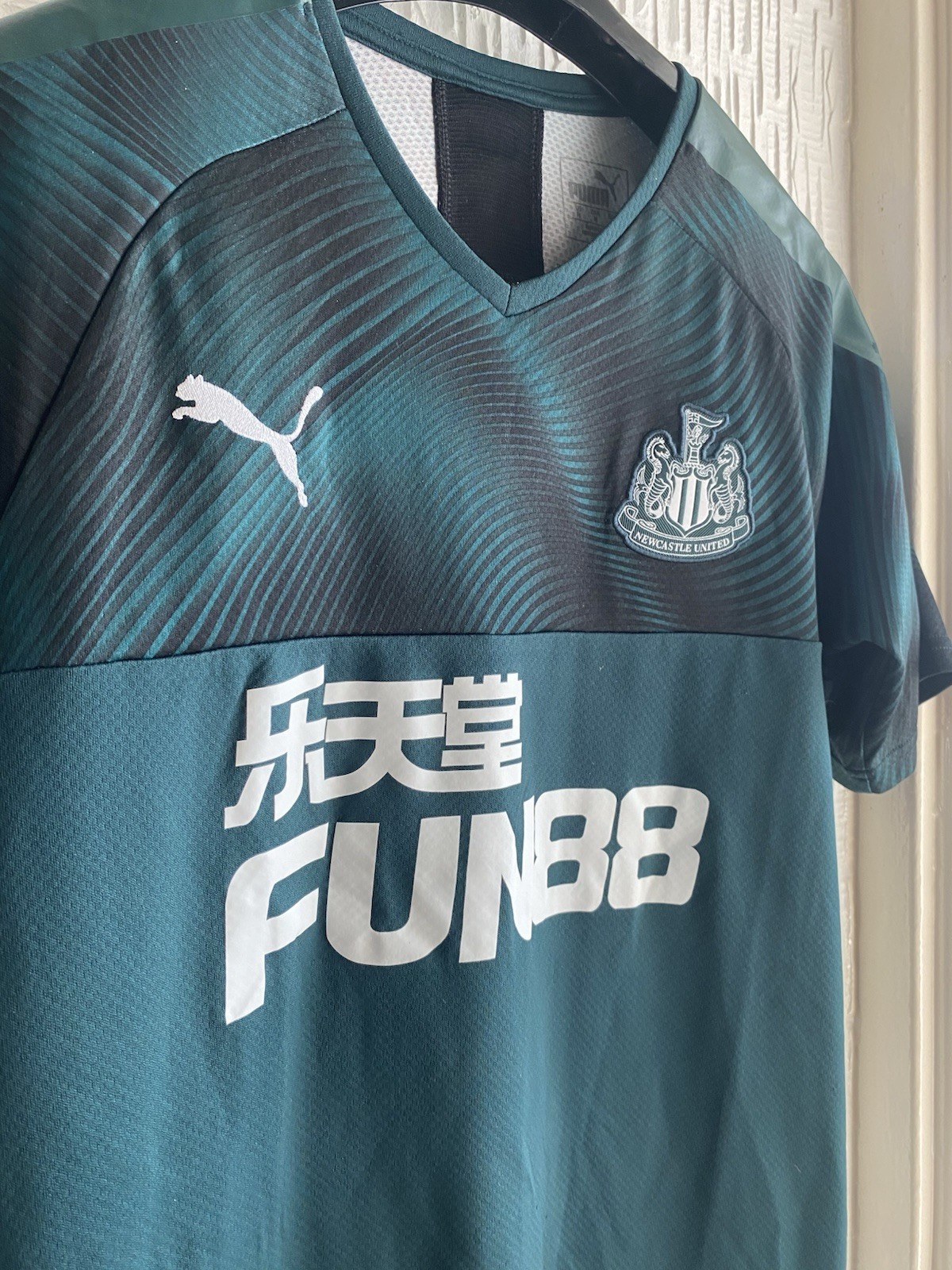 Newcastle Utd Away Shirt 2019-20 Medium. Green. Puma. for sale on Ebay