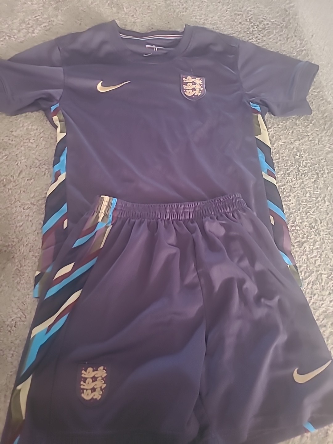 England Kit Age 10 for sale on Ebay