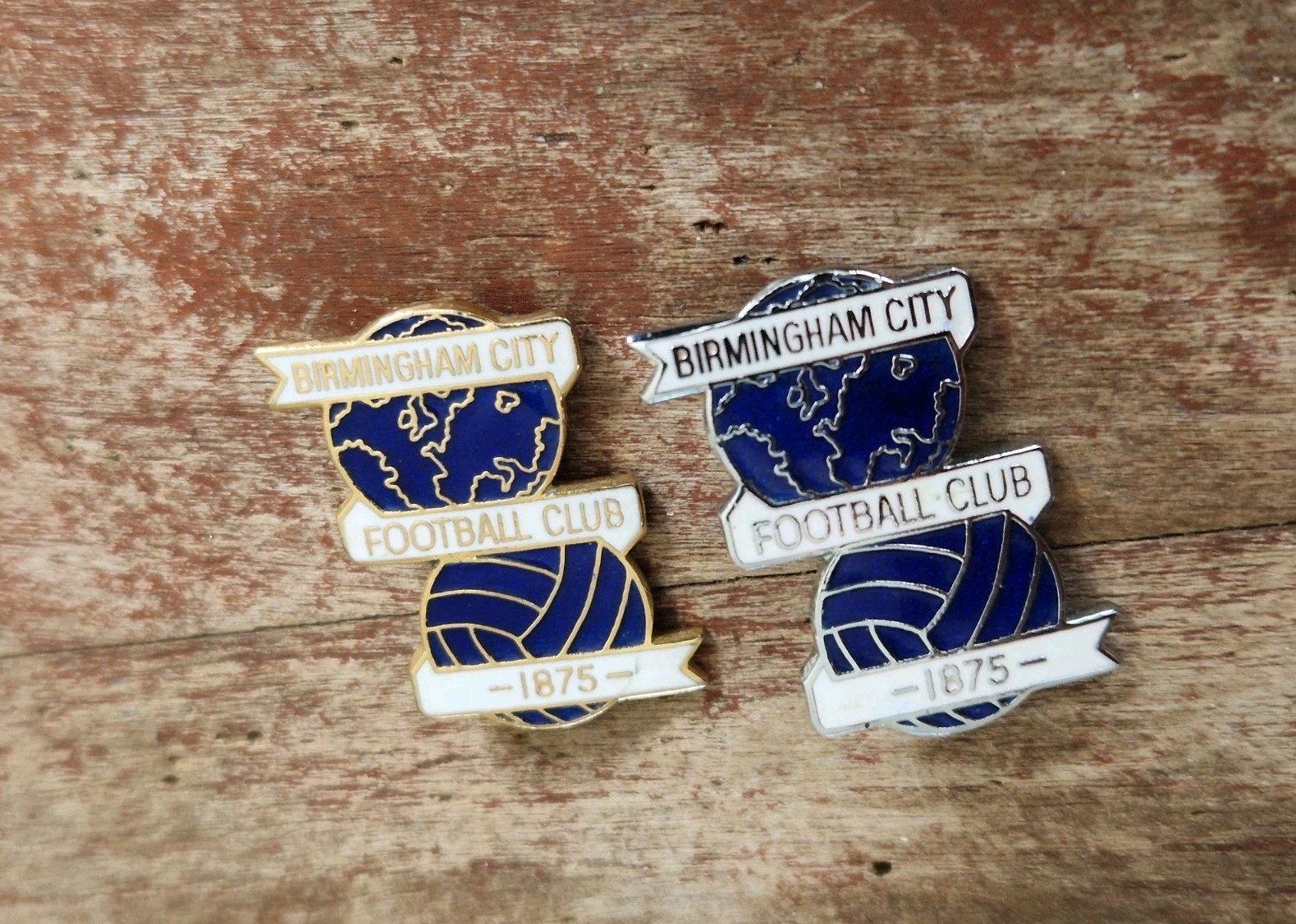 BIRMINGHAM CITY F C - 2 x  VINTAGE  W . REEVES 80's  COLLECTABLE FOOTBALL BADGES for sale on Ebay