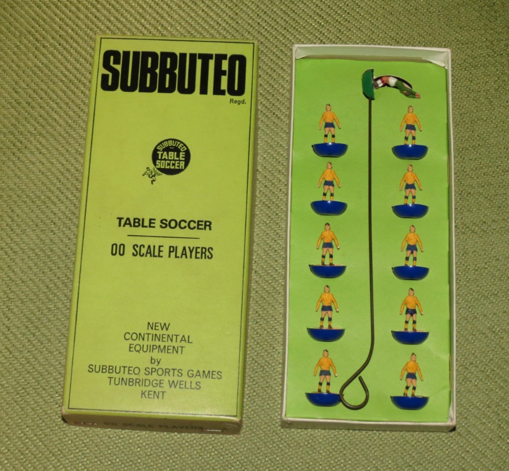 Subbuteo Heavyweight HW team Sweden Ref 47 in original box for sale on Ebay