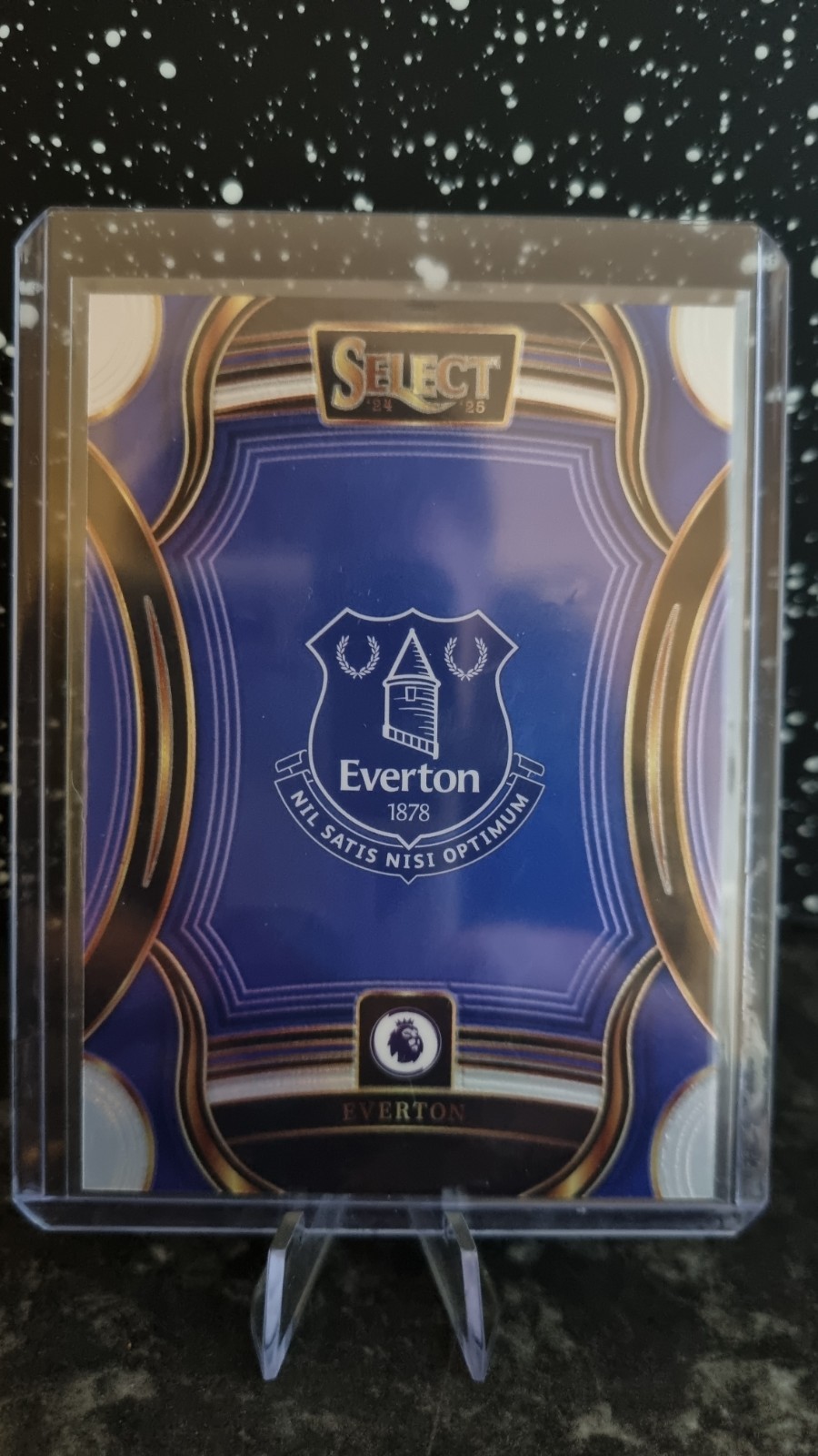 2024-25 Panini Prem Select Everton FC Team Badge CASE HIT!! Prizm #12 for sale on Ebay