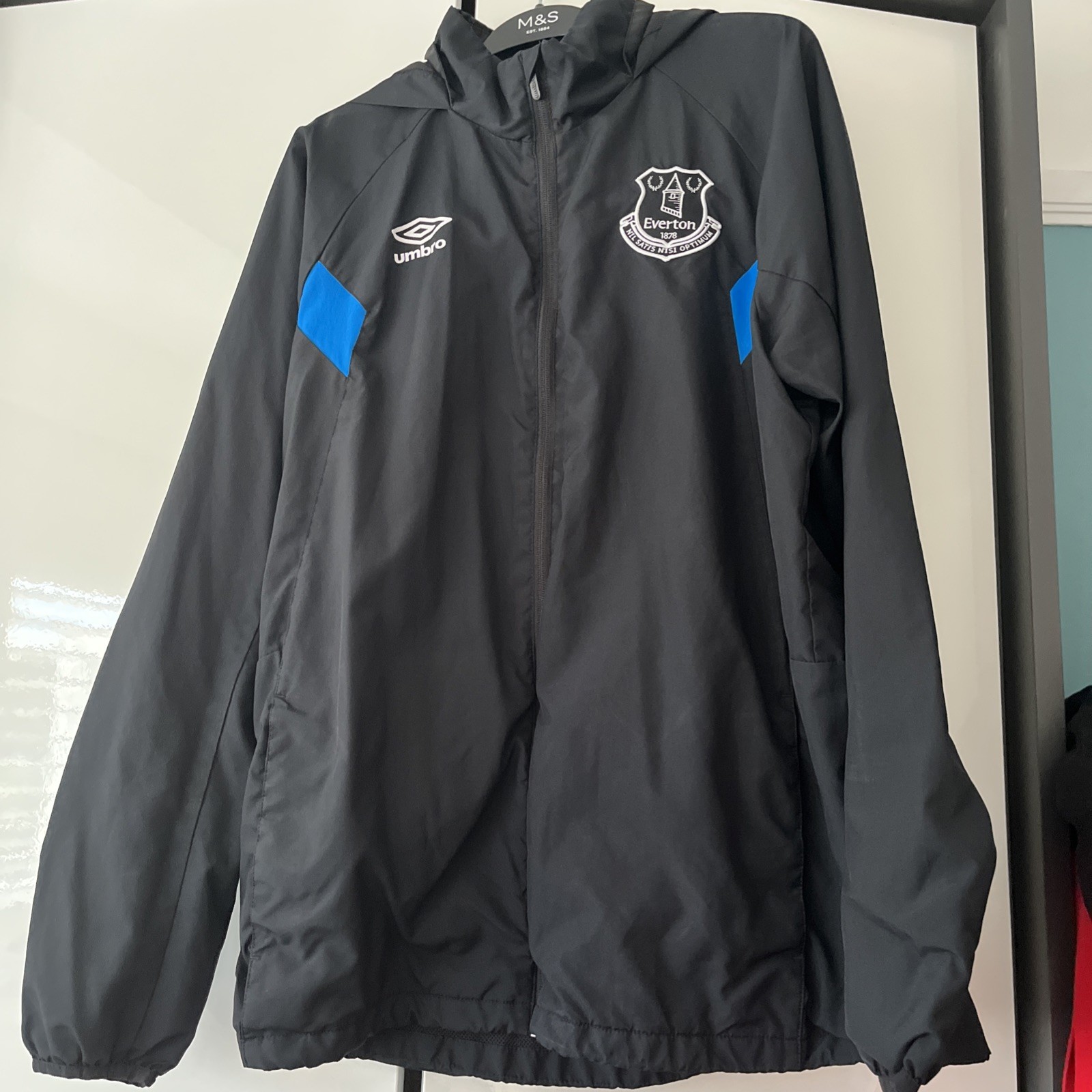 EVERTON UMBRO HOODED COAT JACKET SIZE LARGE GOOD CONDITION for sale on Ebay