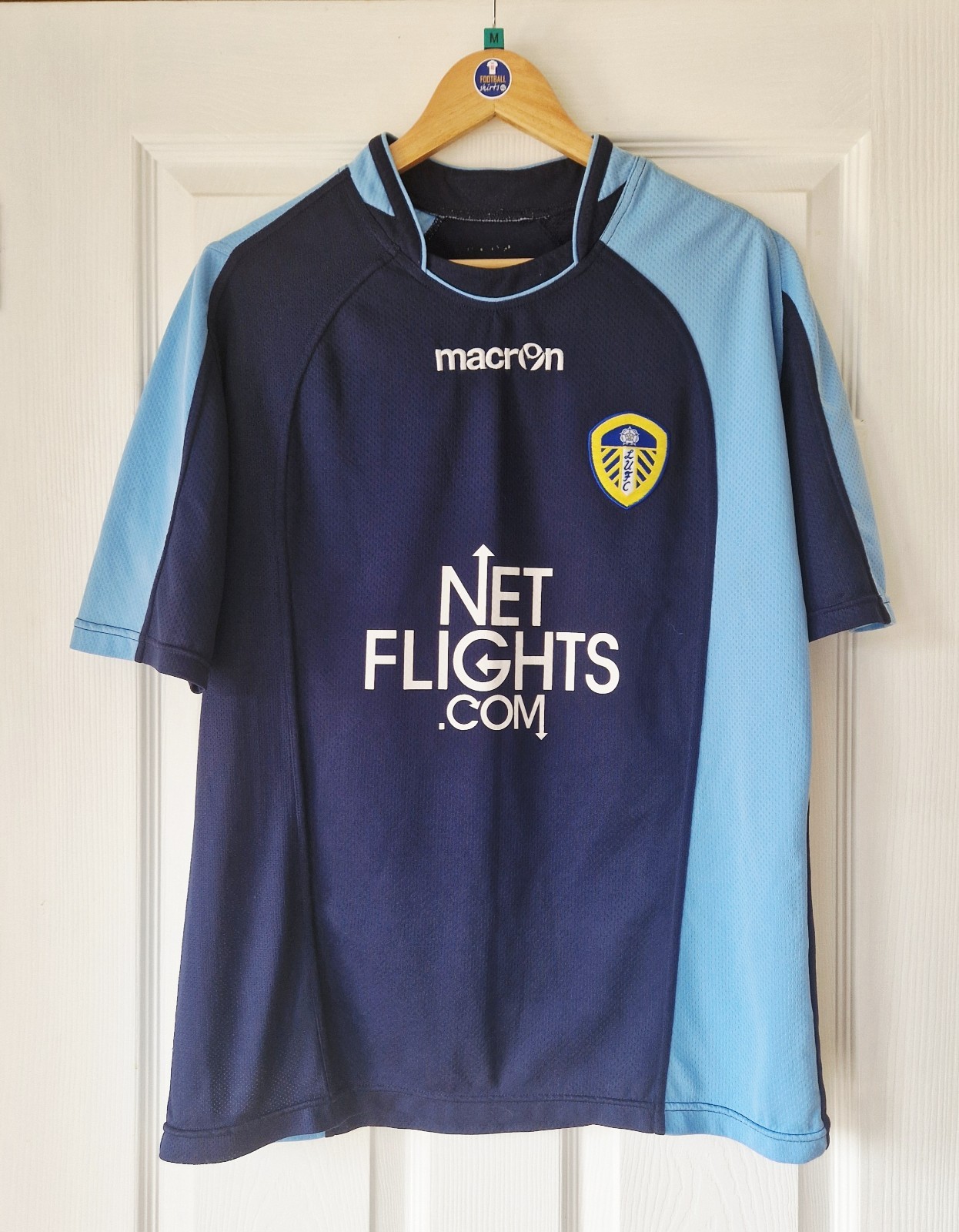 LEEDS UTD RARE VINTAGE TRAINING FOOTBALL JERSEY TOP 2009/10 - ADULT MEDIUM  for sale on Ebay