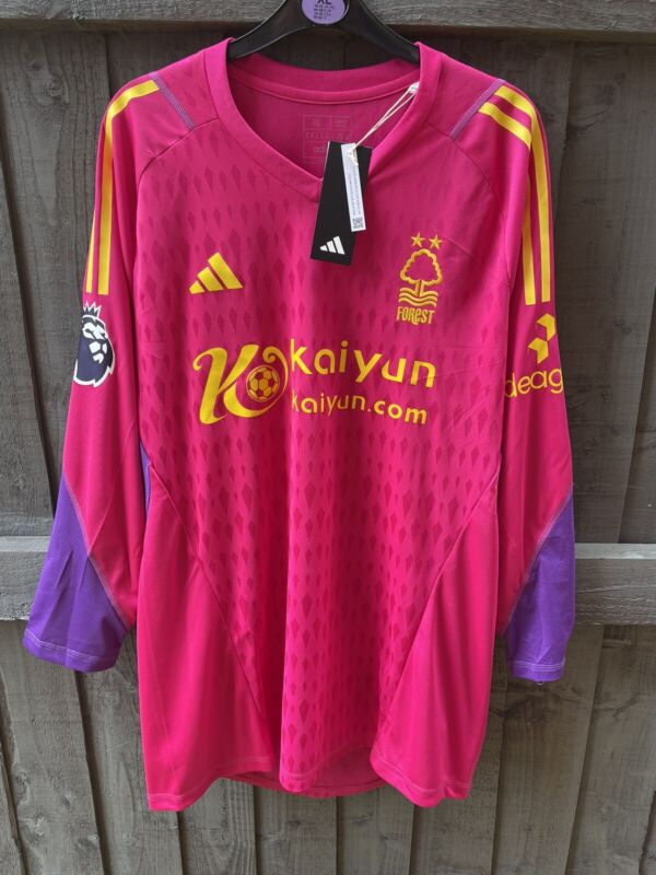 Nottingham Forest Goalkeeper Shirt 2023/24 - BNWT - XL EXTRA LARGE Rare NFFC for sale on Ebay