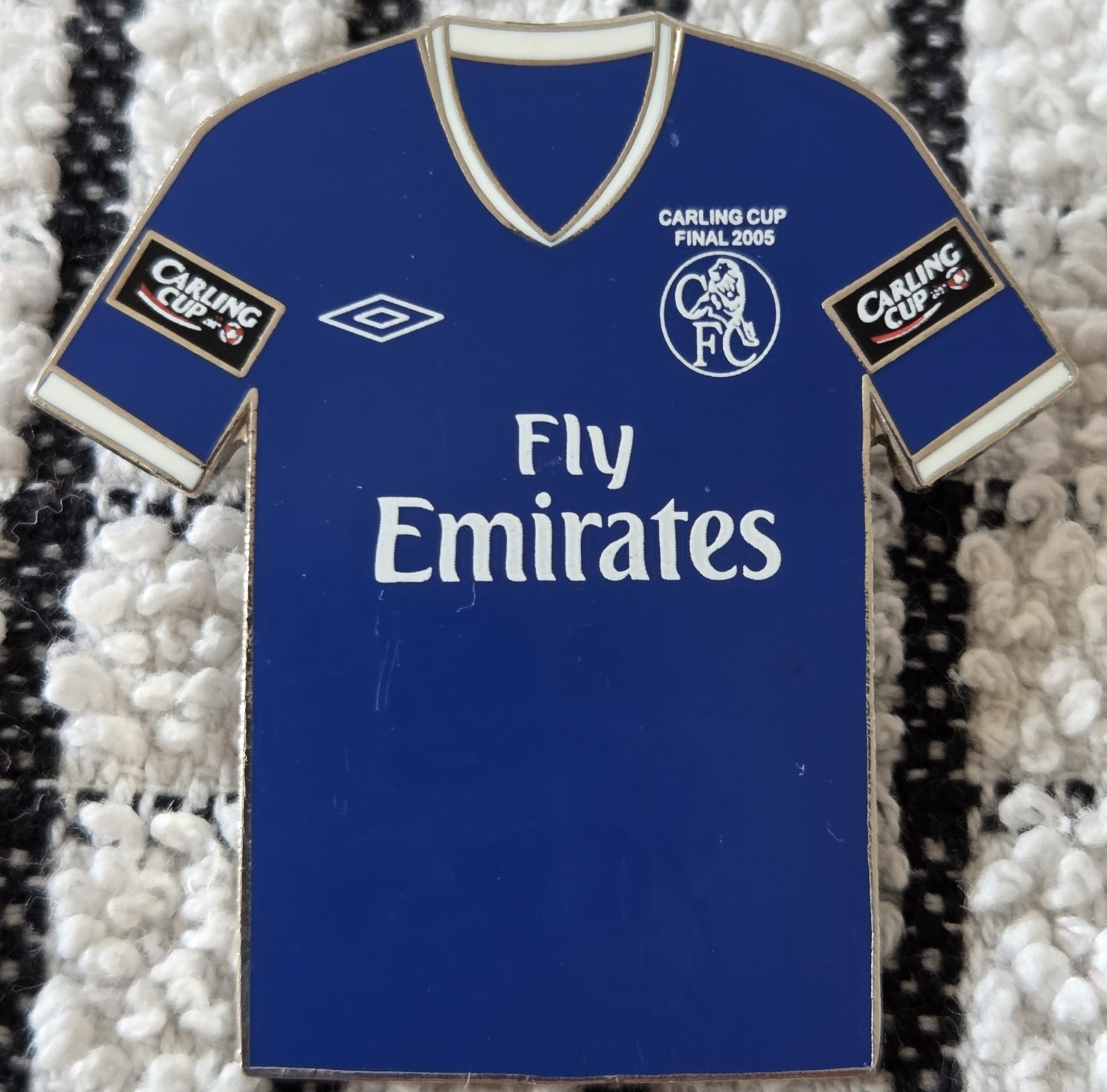 Chelsea FC Badge -  CHELSEA KIT BADGE - 2005 CARLING CUP WINNERS  for sale on Ebay