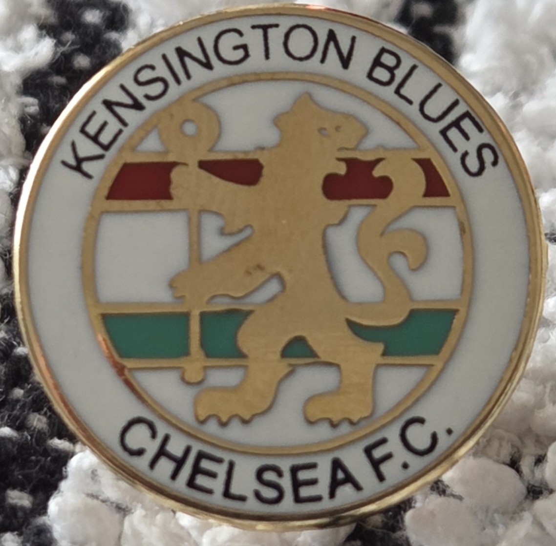 Chelsea FC Badge - CHELSEA KENSINGTON BLUES SUPPORTERS BADGE  for sale on Ebay
