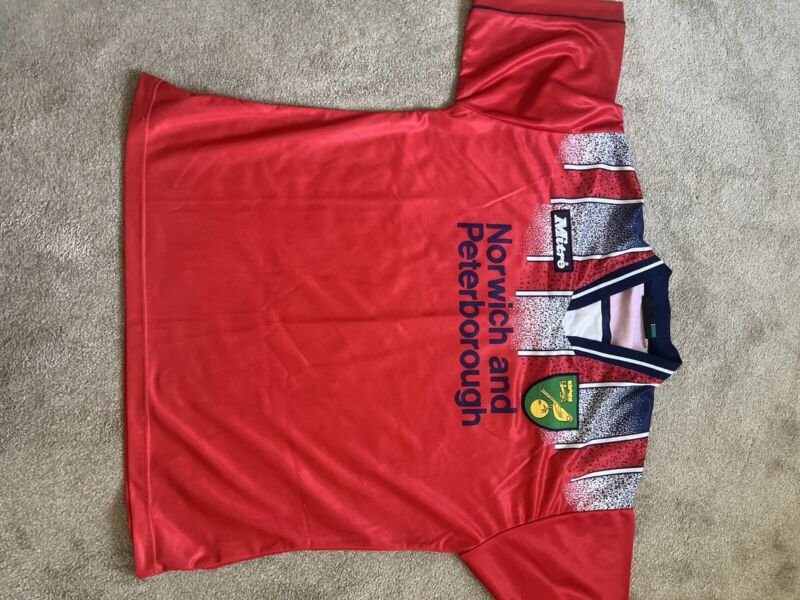 Retro Norwich City Shirt 42/44 for sale on Ebay