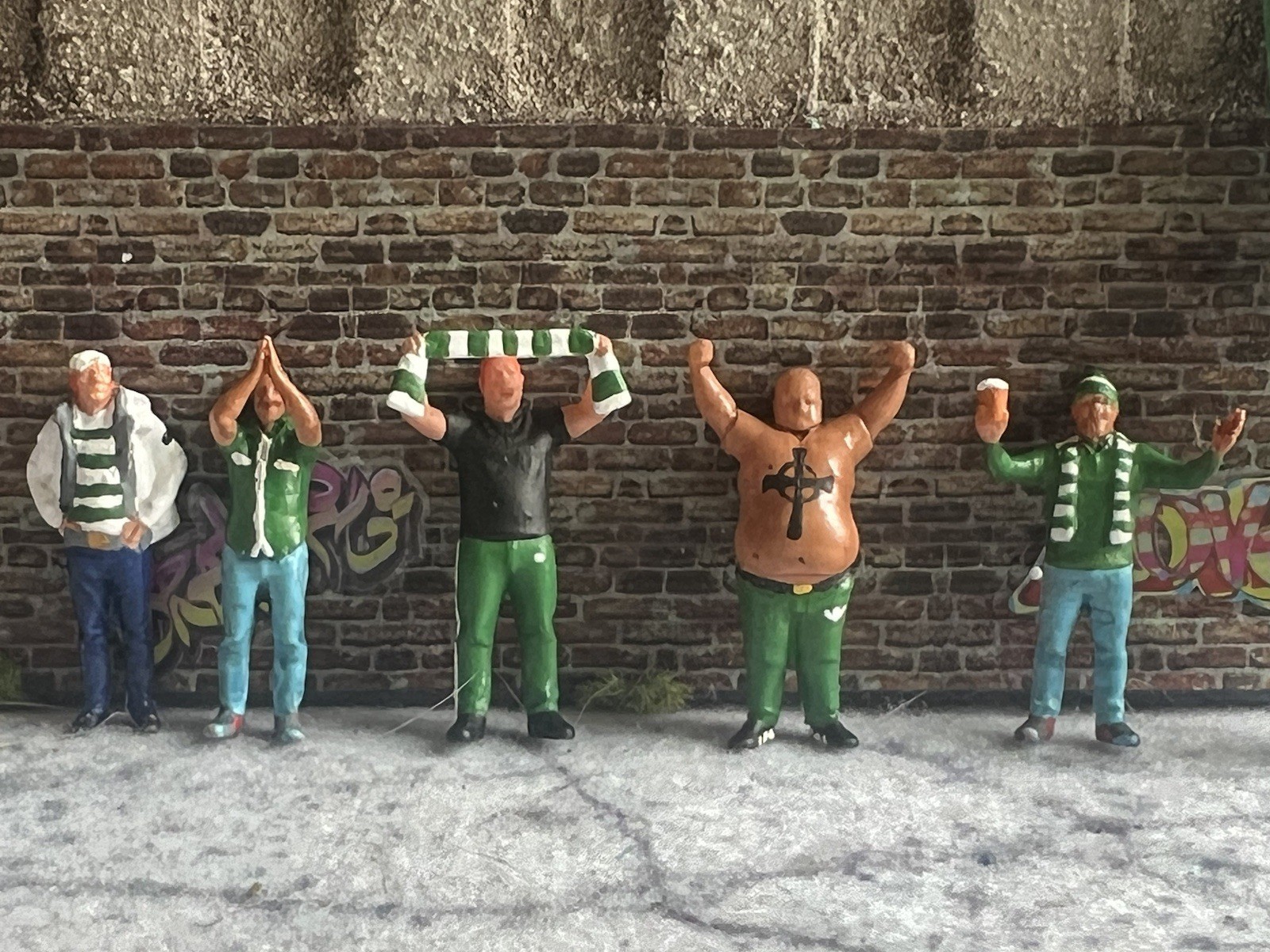 Subbuteo Fans OO Scale Celtic Green Brigade  for sale on Ebay
