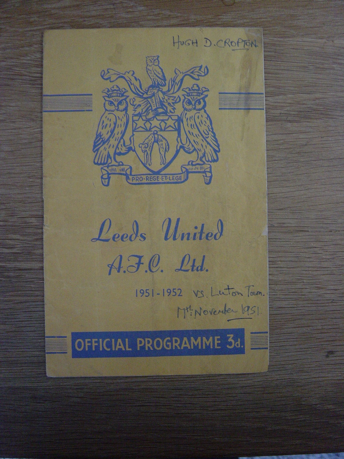 1951/52 LEEDS UNITED v LUTON TOWN for sale on Ebay