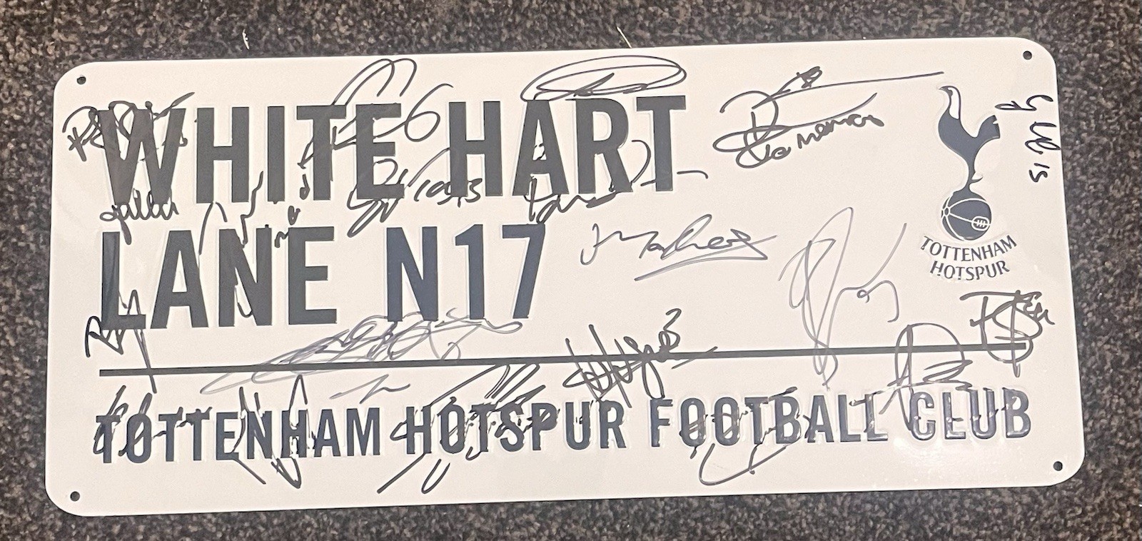 Tottenham Hotspur Squad Signed Street Sign By 2024/25 Squad  wCOA for sale on Ebay