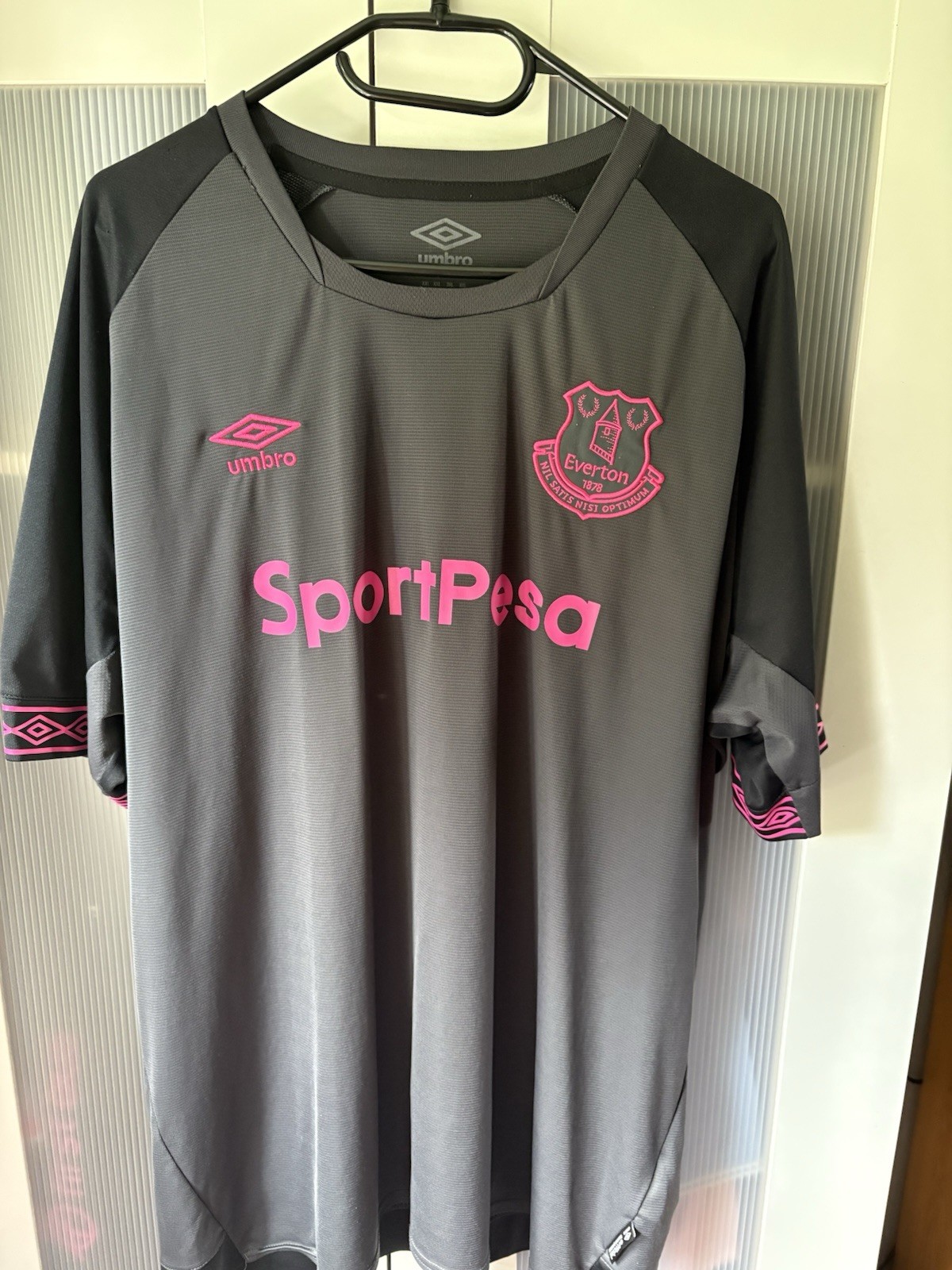 Everton 2018/19 Away Shirt Size Is XXL Umbro Football for sale on Ebay