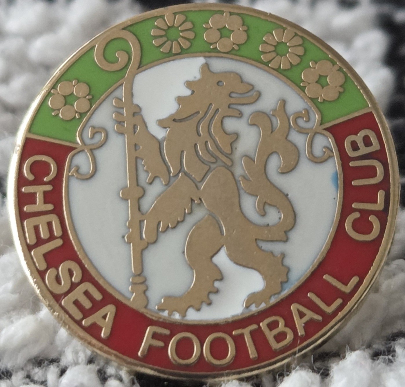 Chelsea FC Badge - CHELSEA CREST BADGE  for sale on Ebay