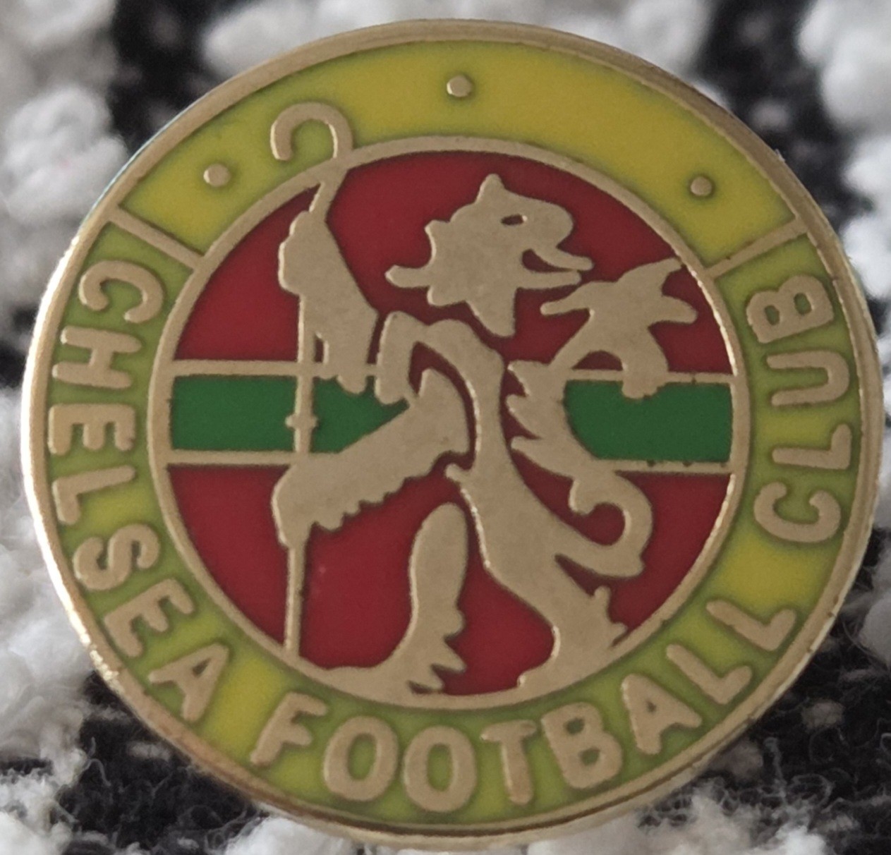 Chelsea FC Badge - CHELSEA CREST BADGE  for sale on Ebay