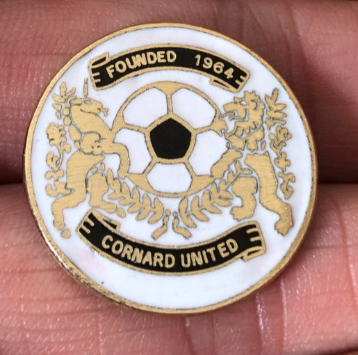 RARE OLD NON LEAGUE CORNARD UNITED FC CREST  ENAMEL PIN BADGE for sale on Ebay