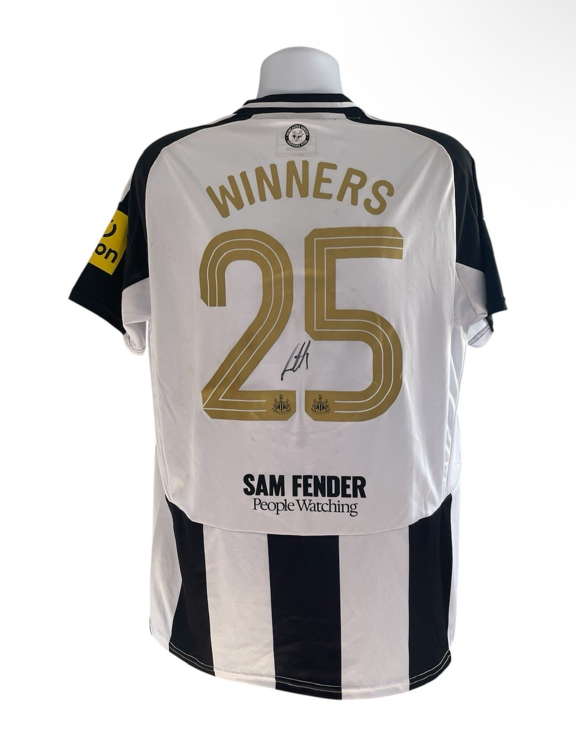 Joe Willock Signed Winners 25 Newcastle United Shirt With COA and Photo Proof  for sale on Ebay