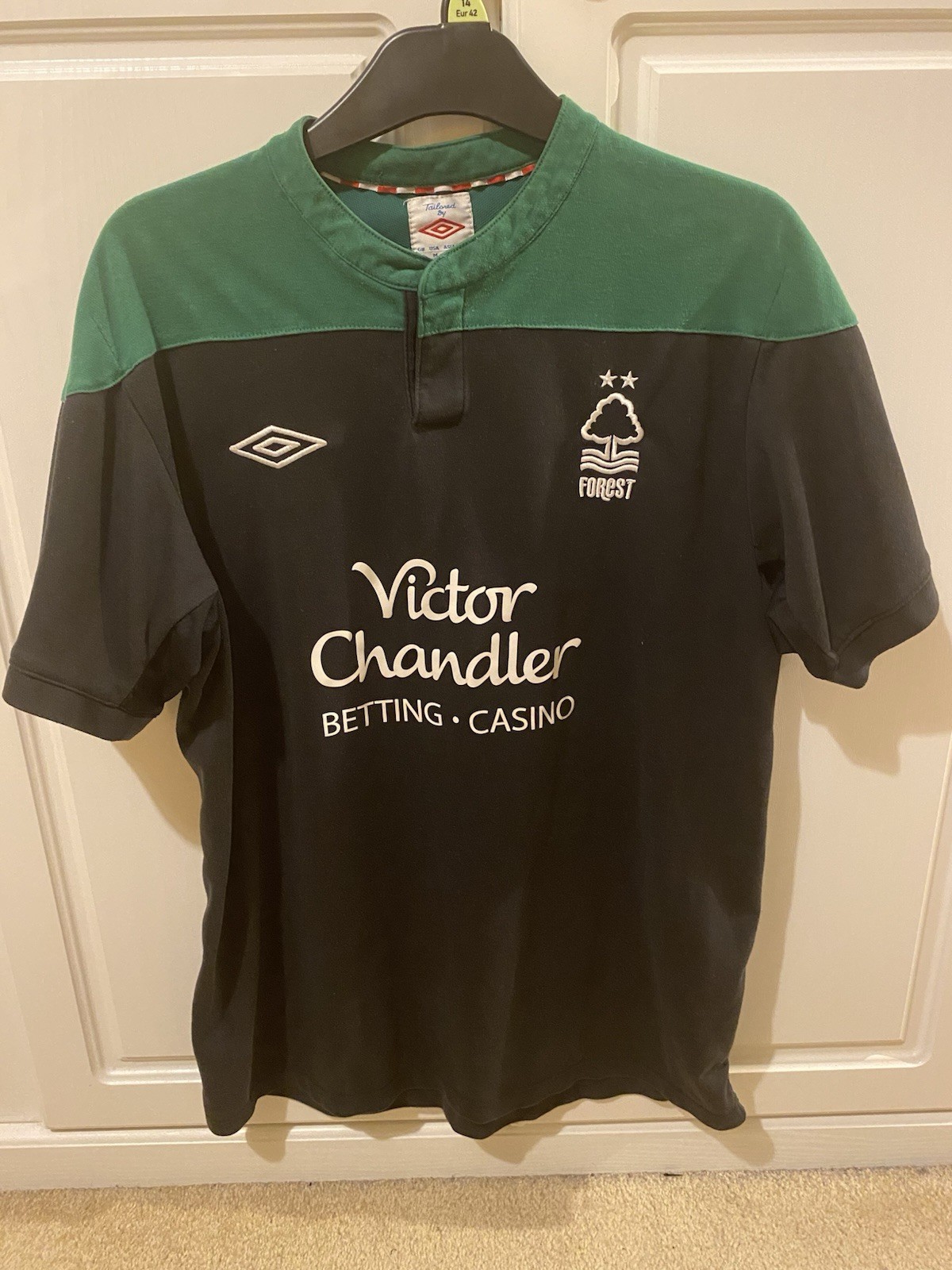 Nottingham Forest Away Kit 2011/12 (size Medium) for sale on Ebay