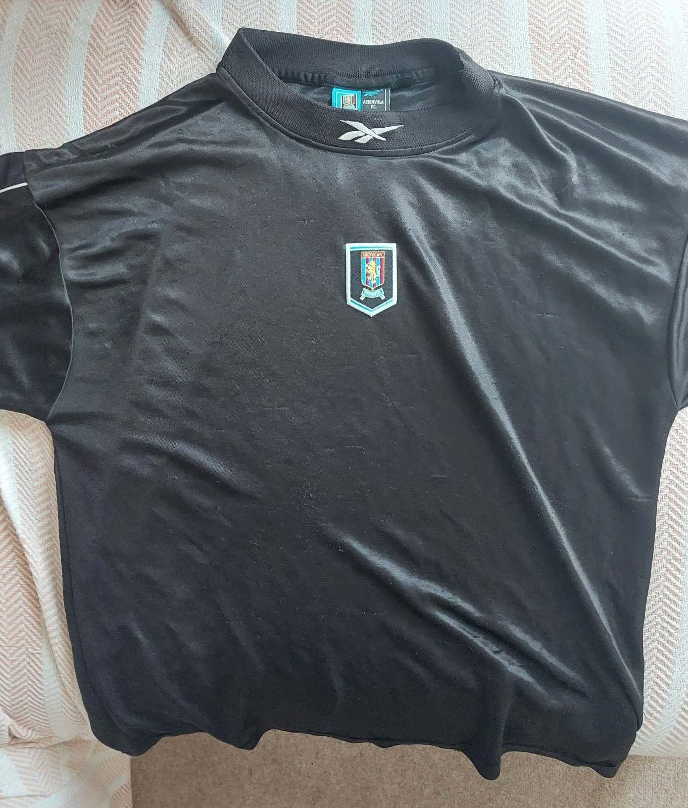rare vintage Reebok black Aston Villa training top XL for sale on Ebay
