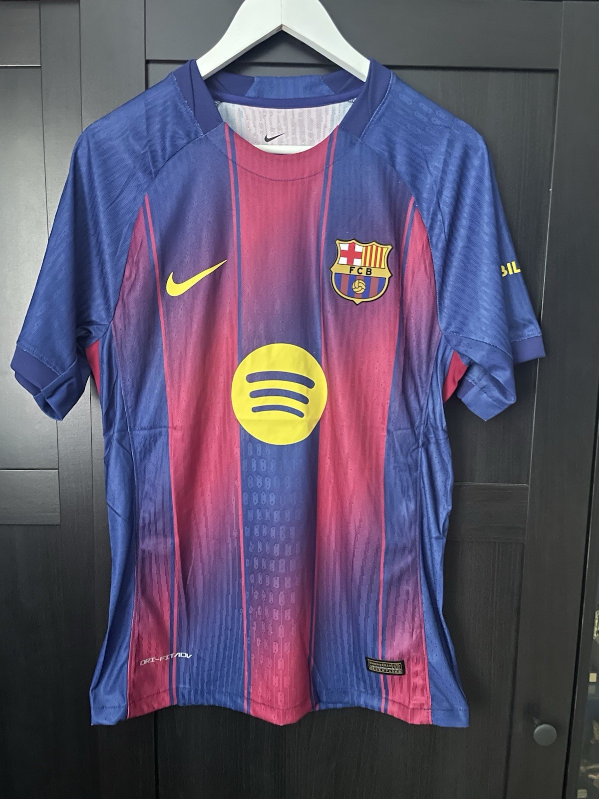 Barcelona 2025/26 Home Football Shirt - Size Medium - NEW WITH TAGS for sale on Ebay