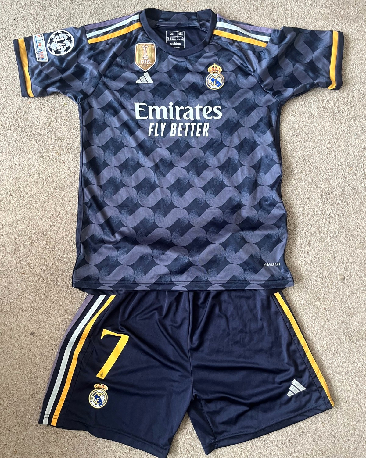 Real Madrid Football Kit, V.Junior 7, Youth 12-13 years old (New without tags)  for sale on Ebay