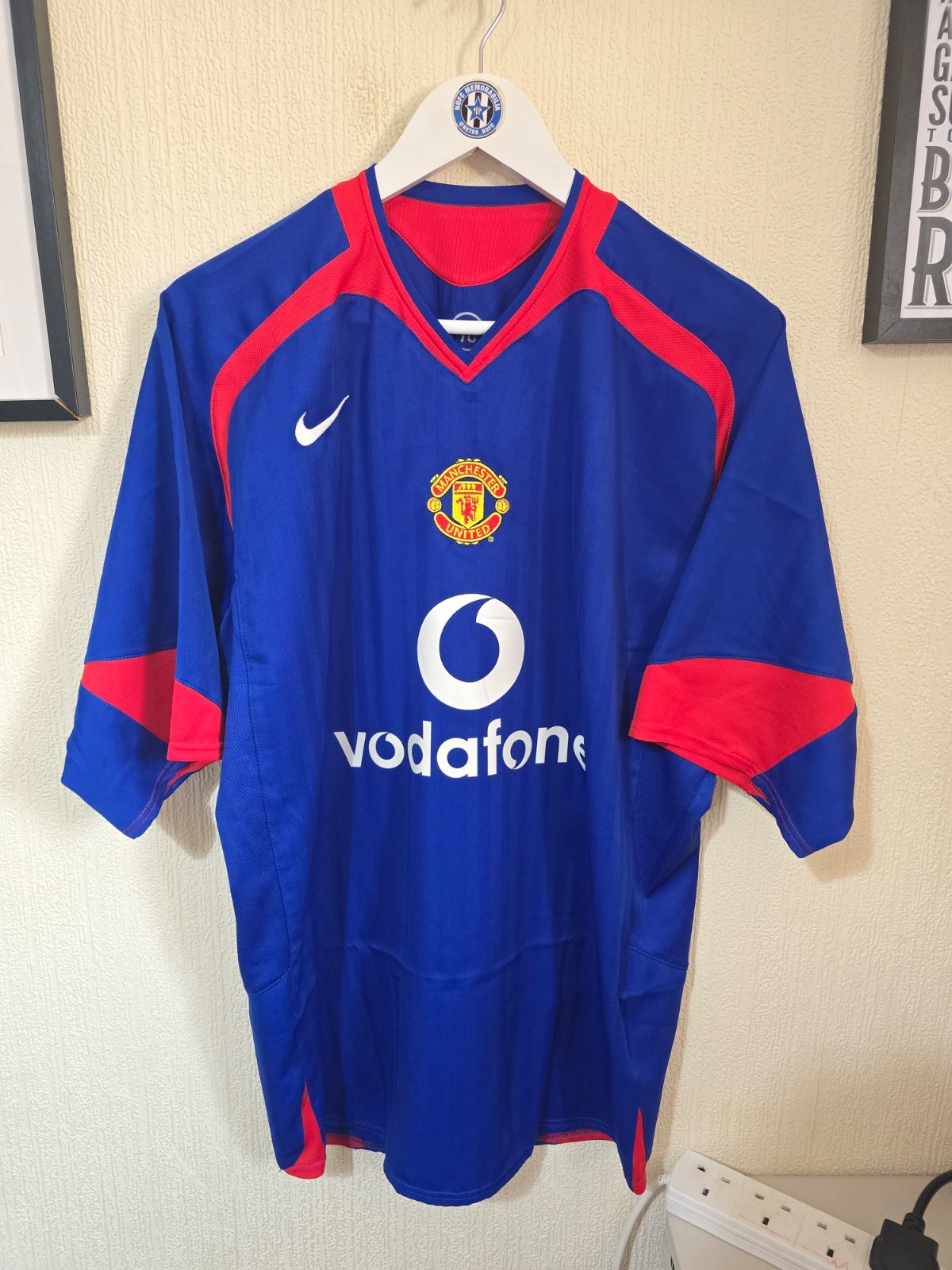 Manchester United 2005/06 Nike away shirt #7 RONALDO - XL for sale on Ebay