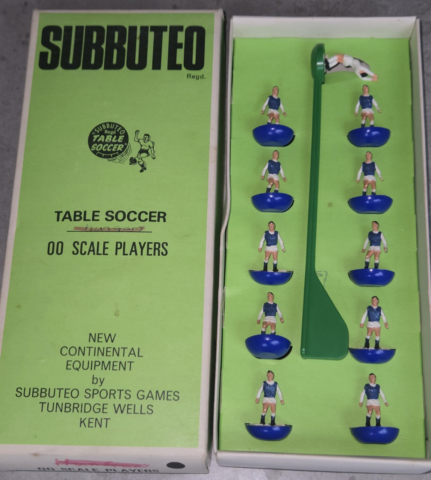 Subbuteo Sheffield Wednesday Ref 17 HW for sale on Ebay