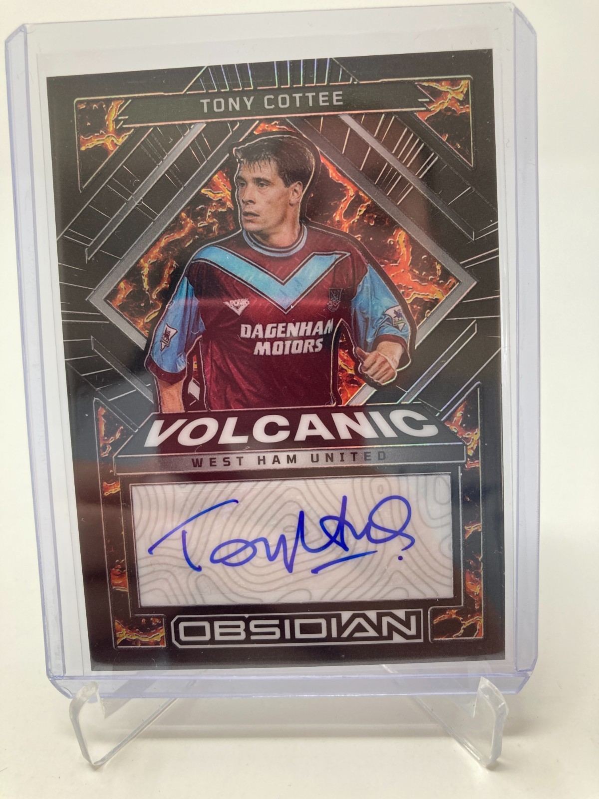 PANINI OBSIDIAN 2022-2023 TONY COTTEE WEST HAM UNITED VOLCANIC AUTO 143/199. for sale on Ebay
